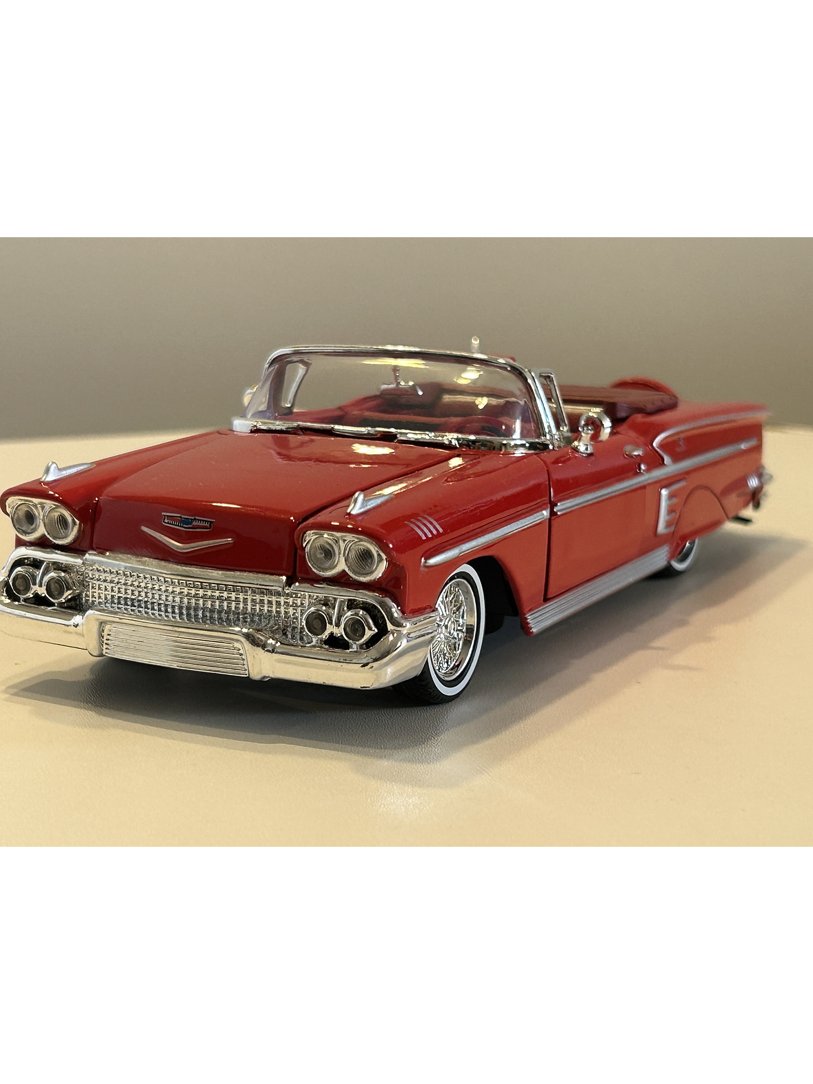 Chevrolet Impala Convertible 1958 rojo 1:24 Motormax – Clásico americano Timeless Legends en Chile 1