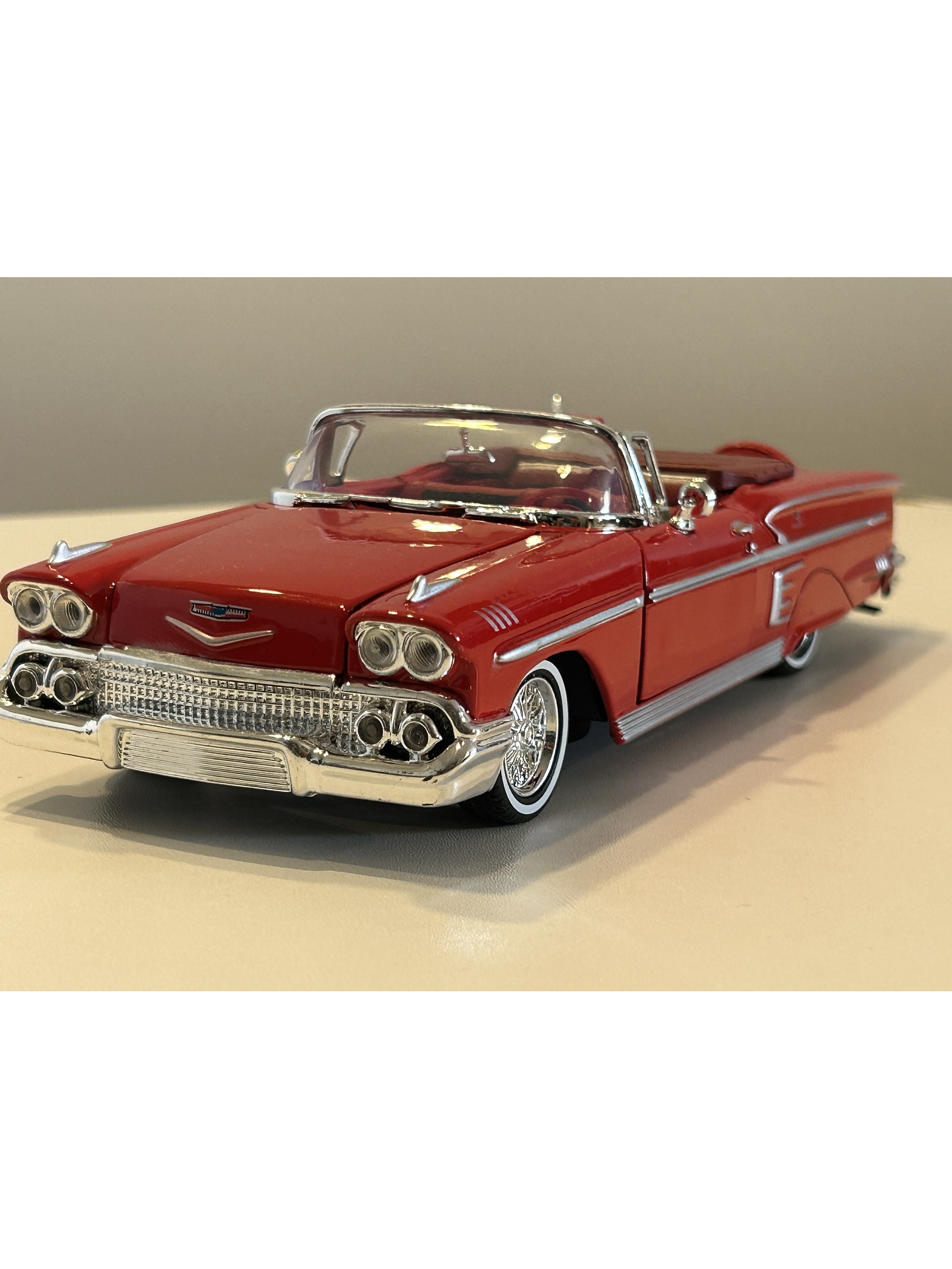 Chevrolet Impala Convertible 1958 rojo 1:24 Motormax – Clásico americano Timeless Legends en Chile 1
