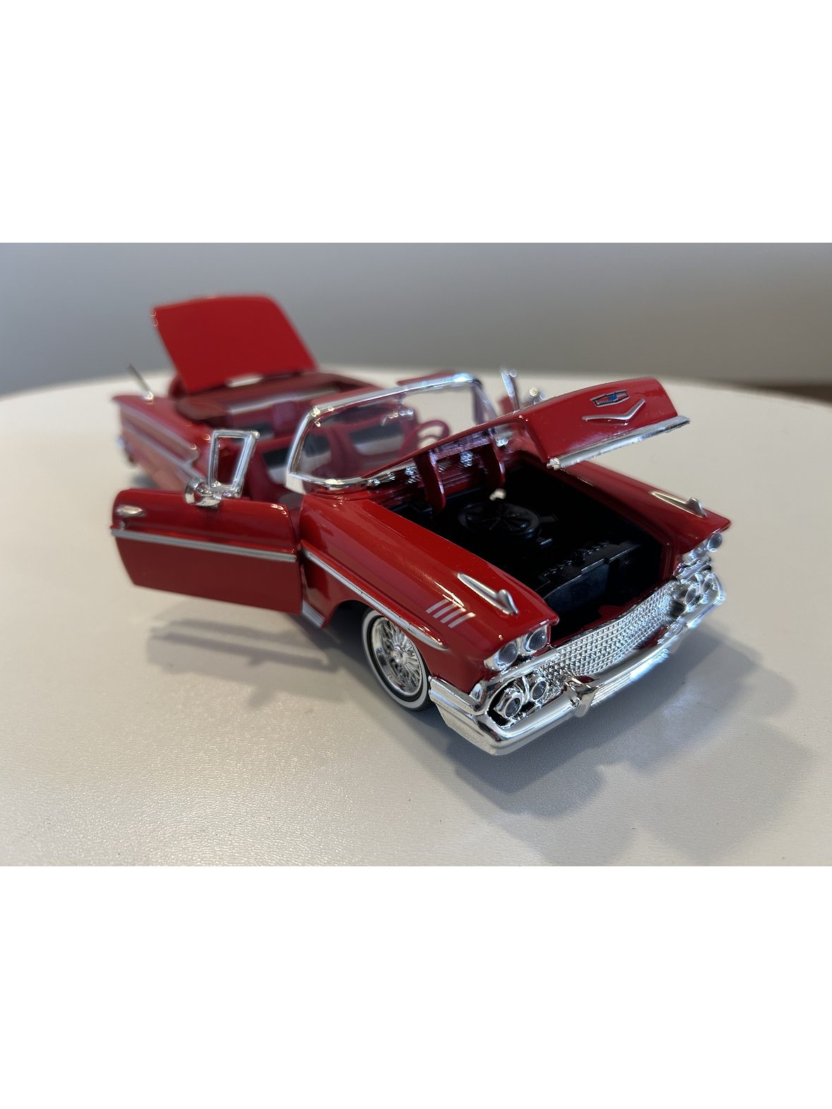 Chevrolet Impala Convertible 1958 rojo 1:24 Motormax – Clásico americano Timeless Legends en Chile 2