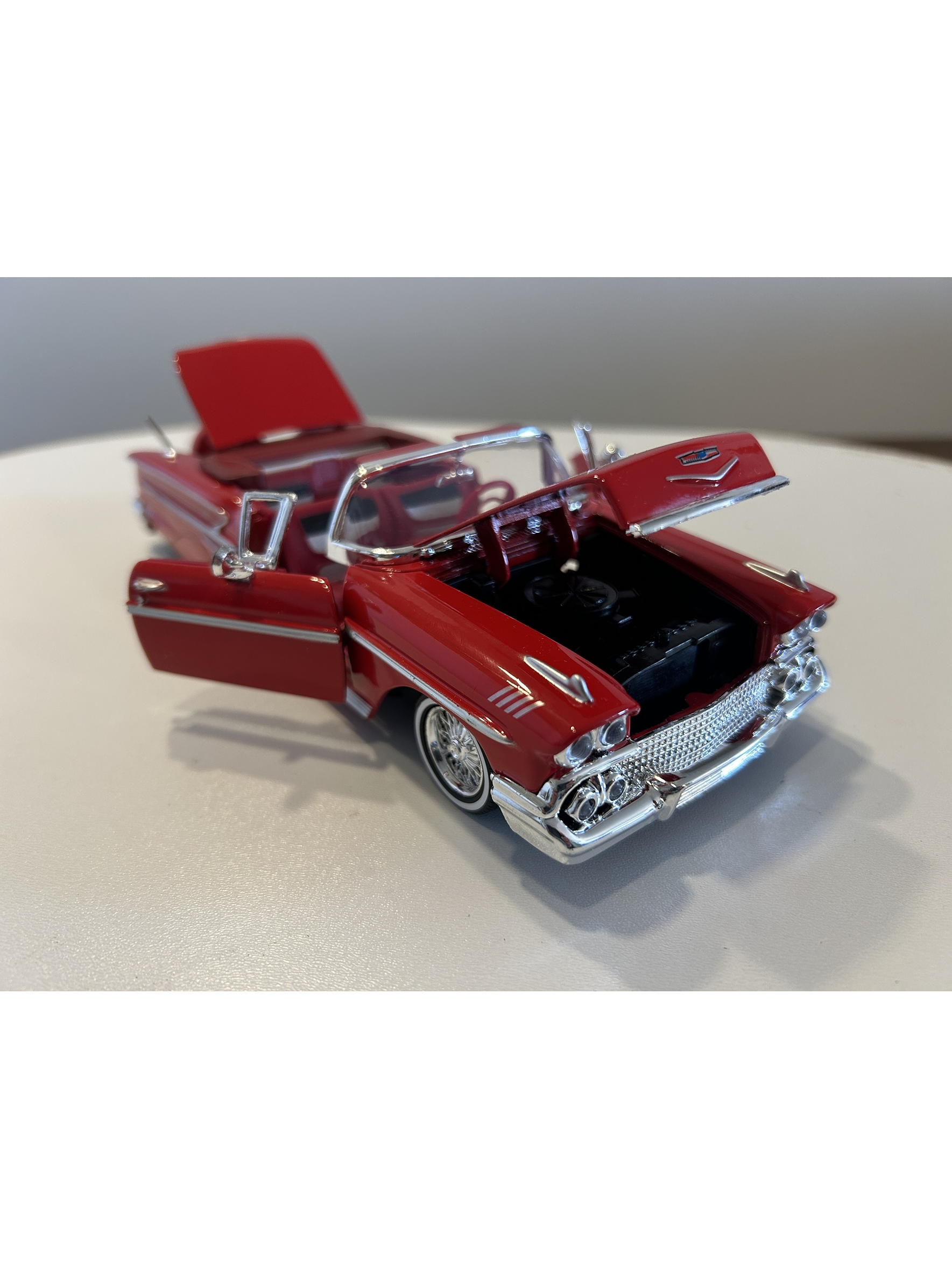 Chevrolet Impala Convertible 1958 rojo 1:24 Motormax – Clásico americano Timeless Legends en Chile 2