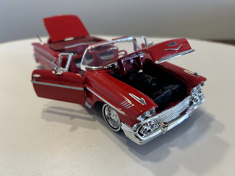 Auto Chevrolet Impala Convertible 1958 | Motormax 1:24