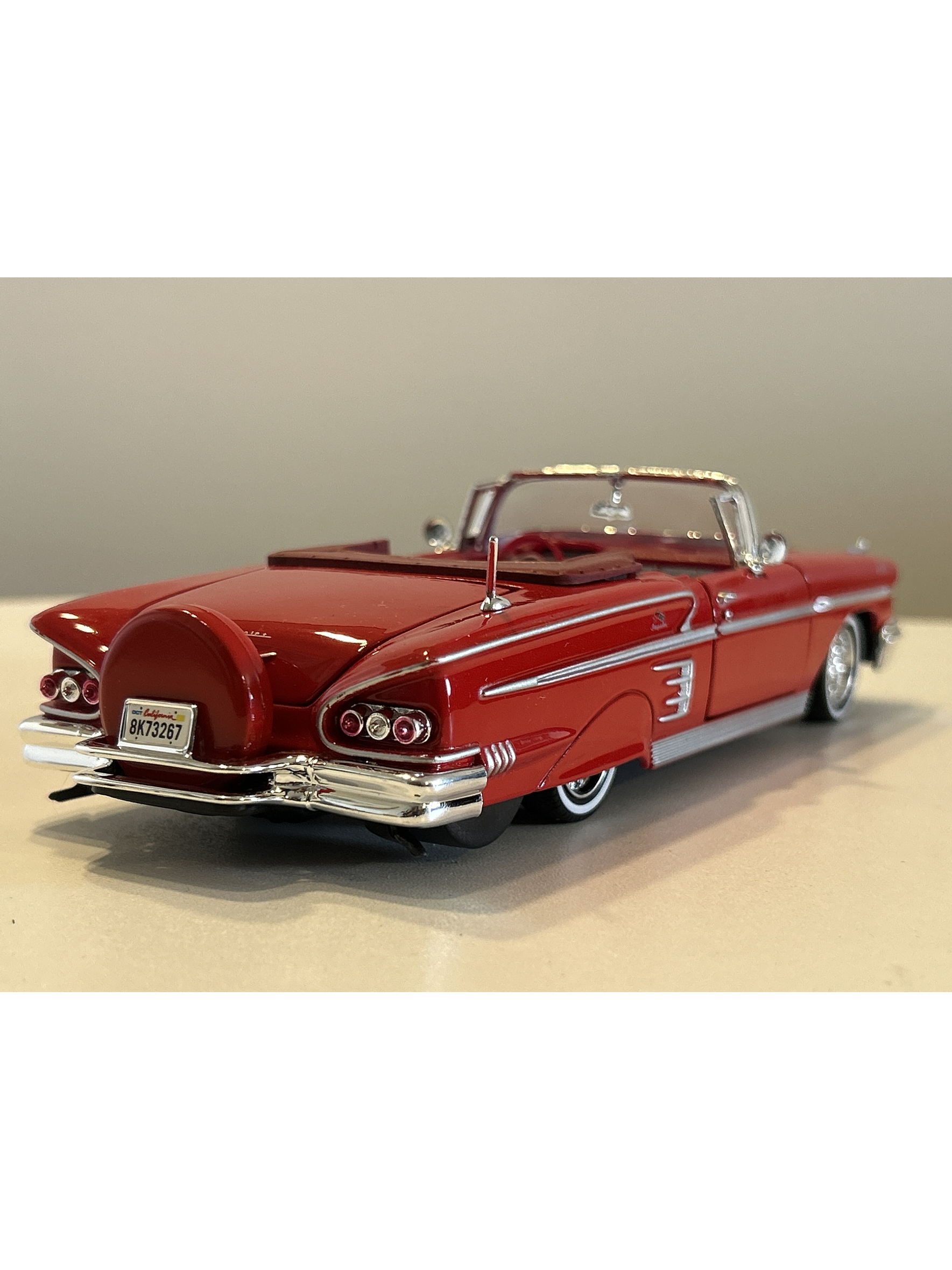 Chevrolet Impala Convertible 1958 rojo 1:24 Motormax – Clásico americano Timeless Legends en Chile 4