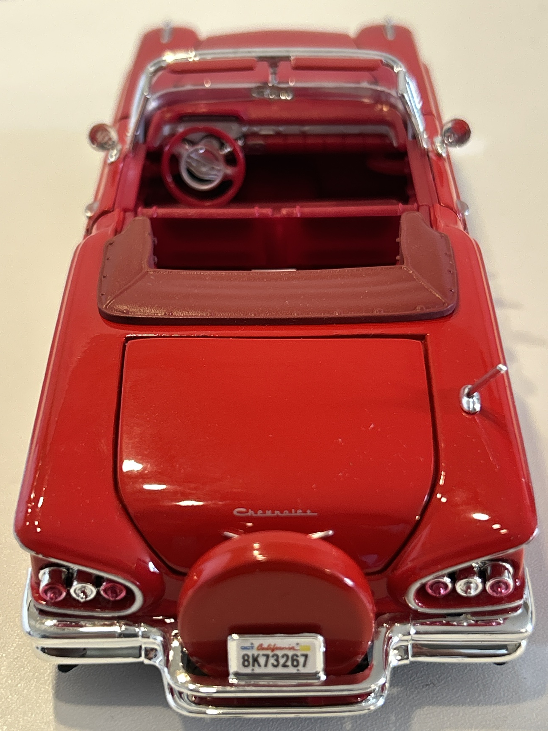 Chevrolet Impala Convertible 1958 rojo 1:24 Motormax – Clásico americano Timeless Legends en Chile 5