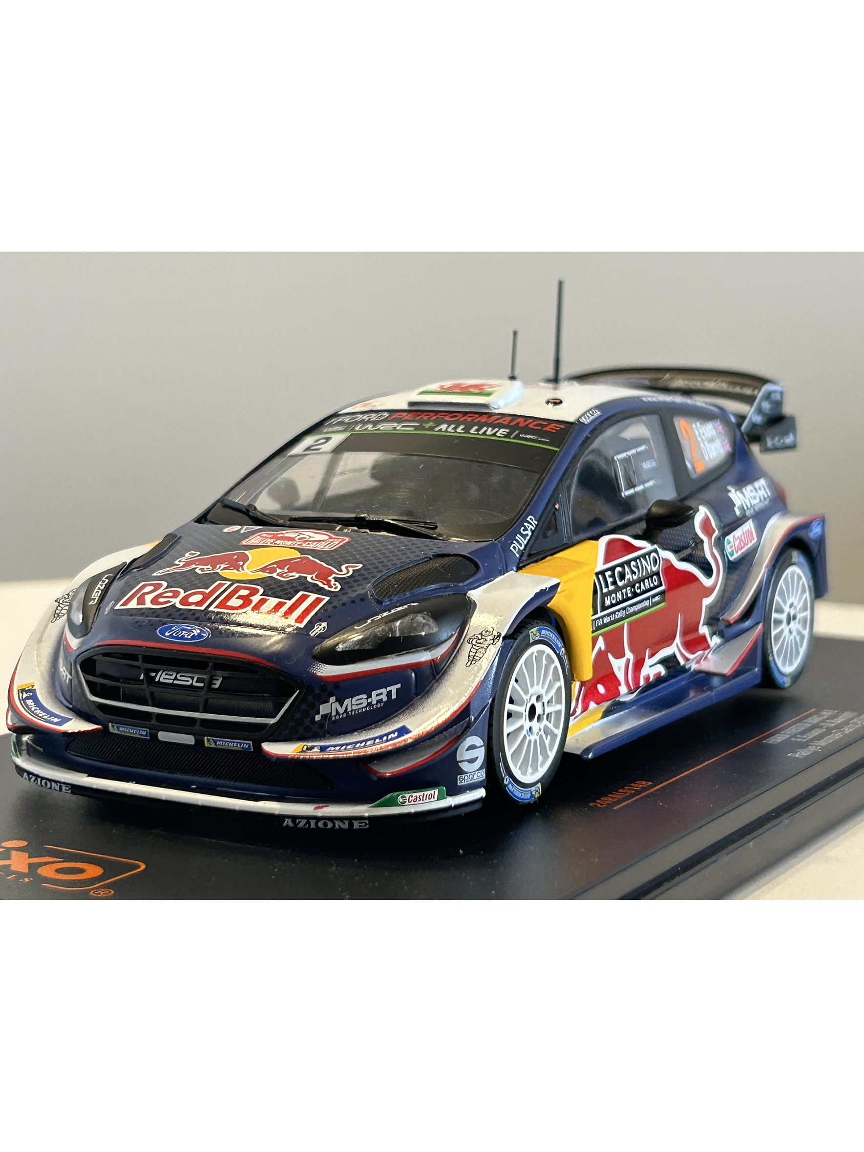 Ford Fiesta WRC Red Bull 2018 IXO 1:24 – Rally Monte Carlo #2 Evans / Barritt MSport 1