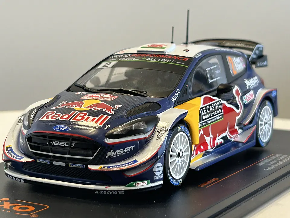 Auto Ford Fiesta WRC Red Bull 2018 IXO Escala 1:24 1