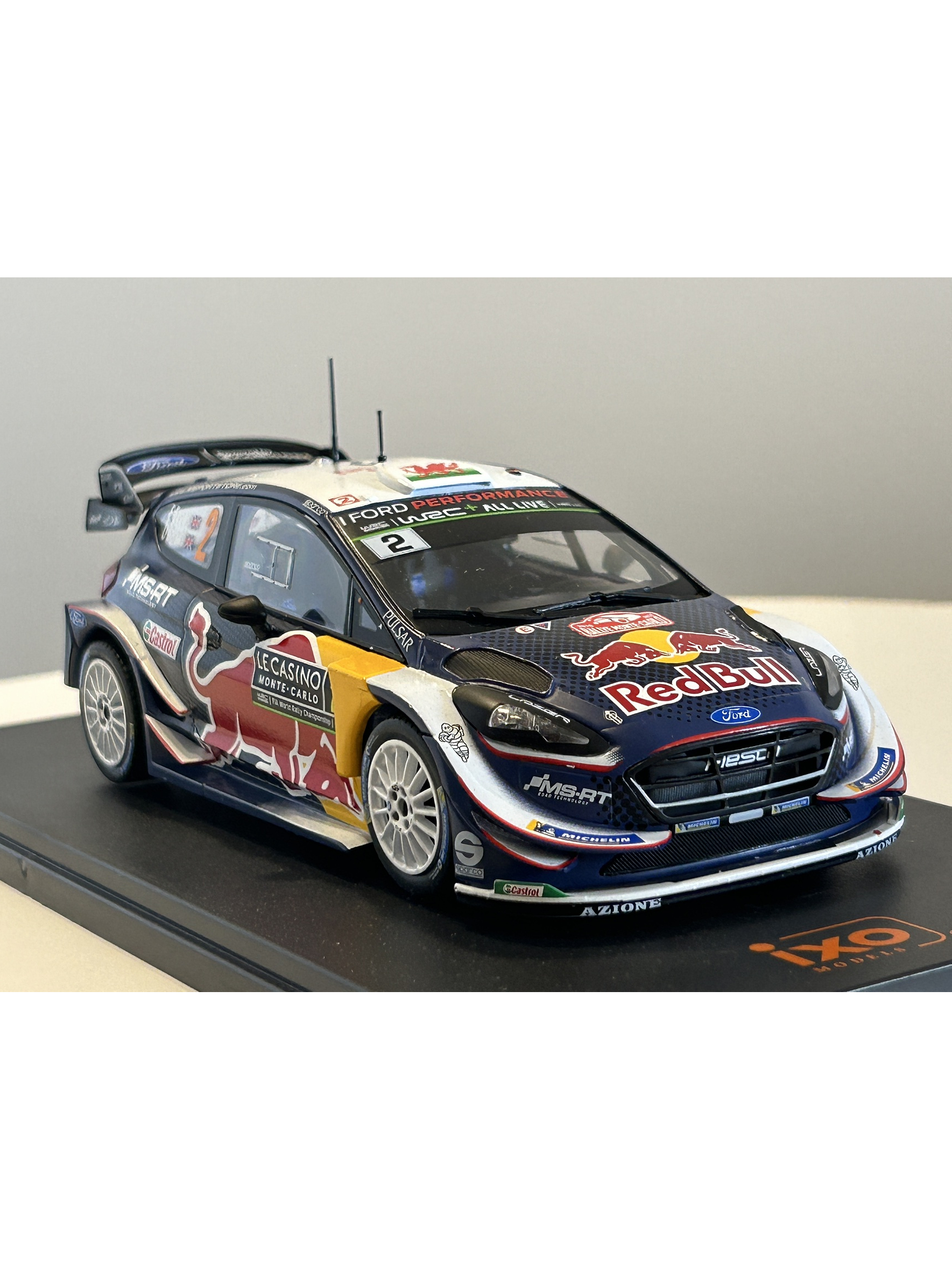 Ford Fiesta WRC Red Bull 2018 IXO 1:24 – Rally Monte Carlo #2 Evans / Barritt MSport 3