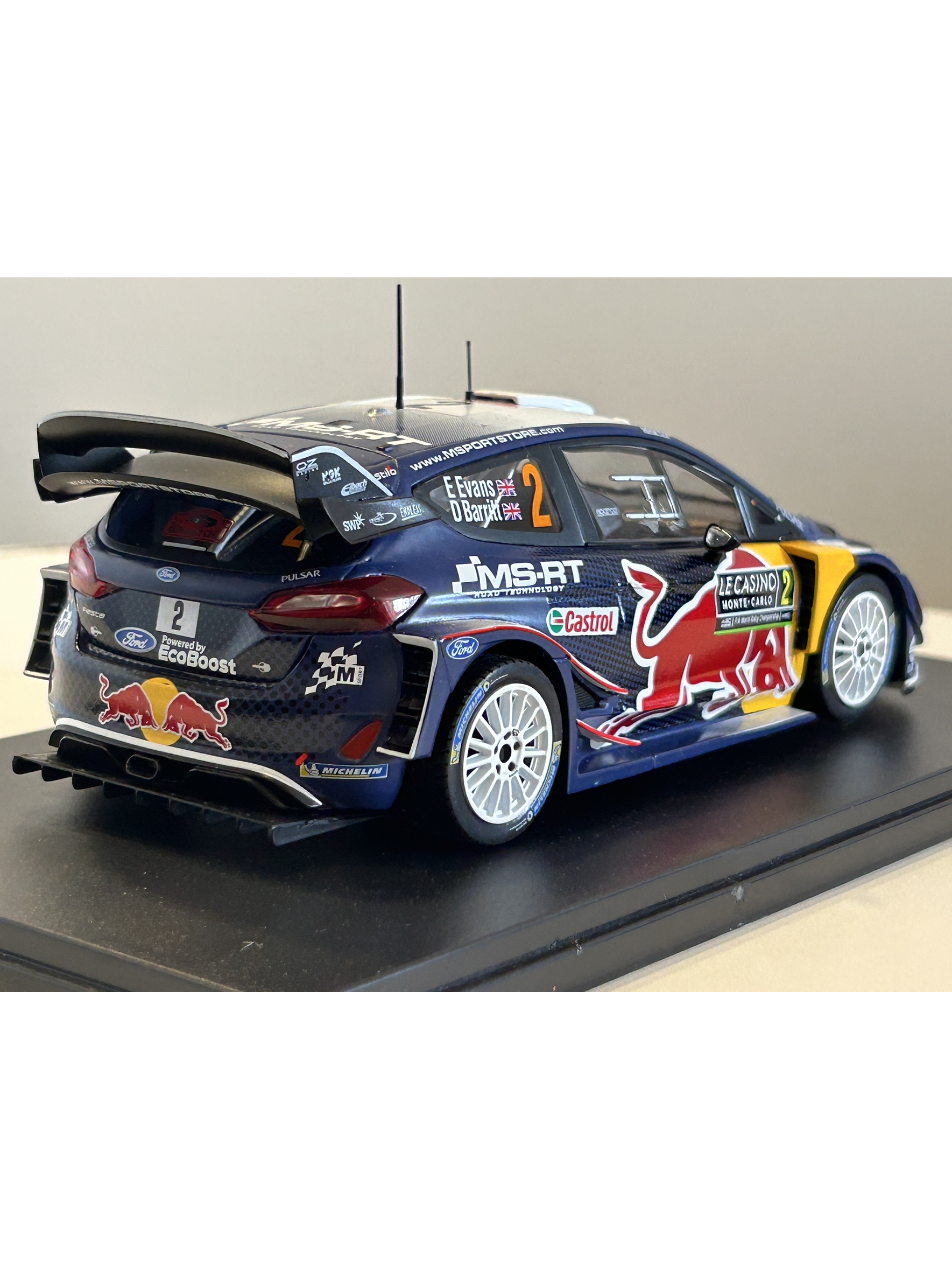 Ford Fiesta WRC Red Bull 2018 IXO 1:24 – Rally Monte Carlo #2 Evans / Barritt MSport 5