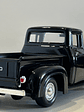 Motormax Ford F-100 Pick Up 1956 Negra 1:24 – Camioneta clásica americana a escala para coleccionistas en Chile - Miniatura 5