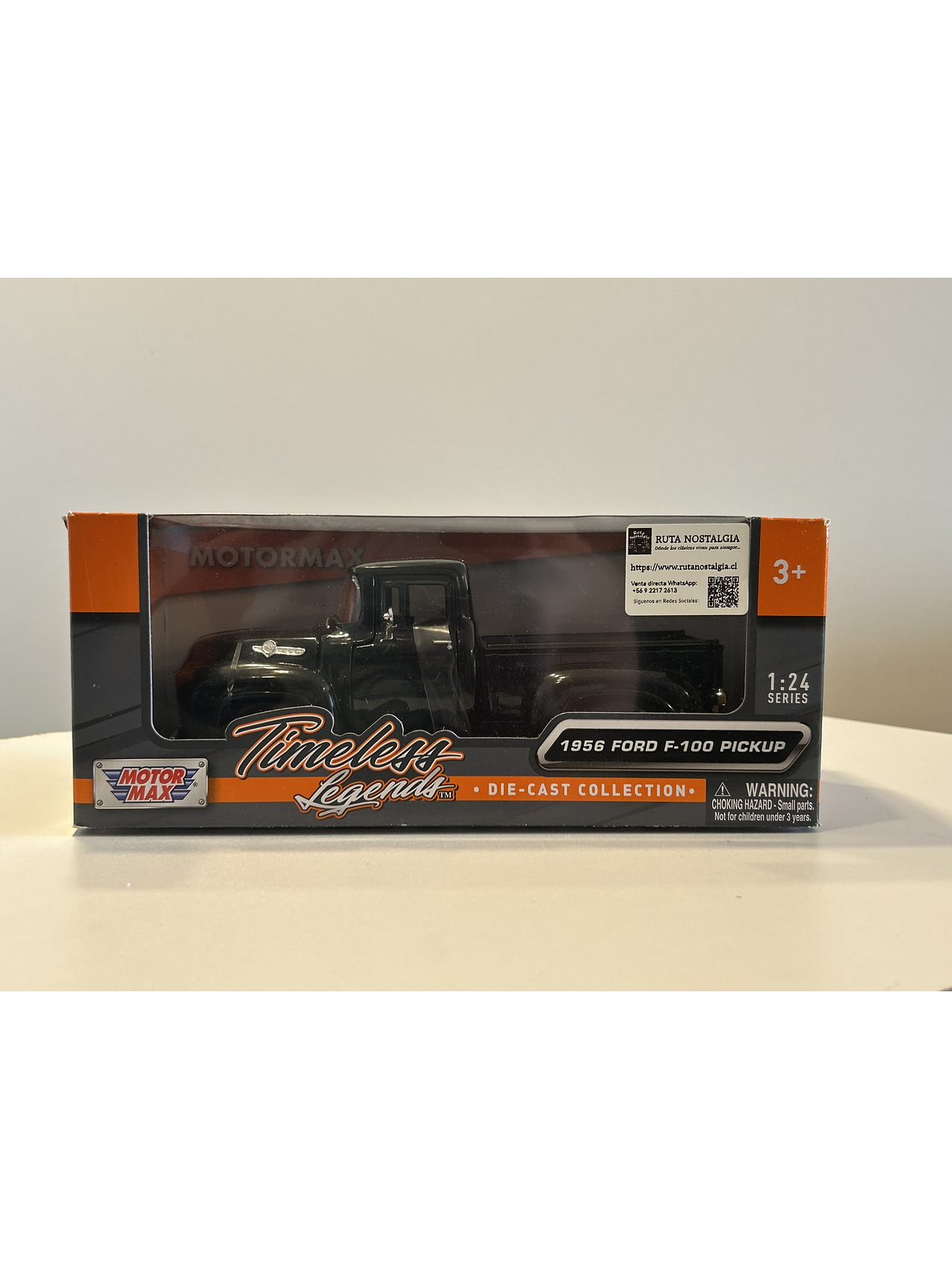 Motormax Ford F-100 Pick Up 1956 Negra 1:24 – Camioneta clásica americana a escala para coleccionistas en Chile 9
