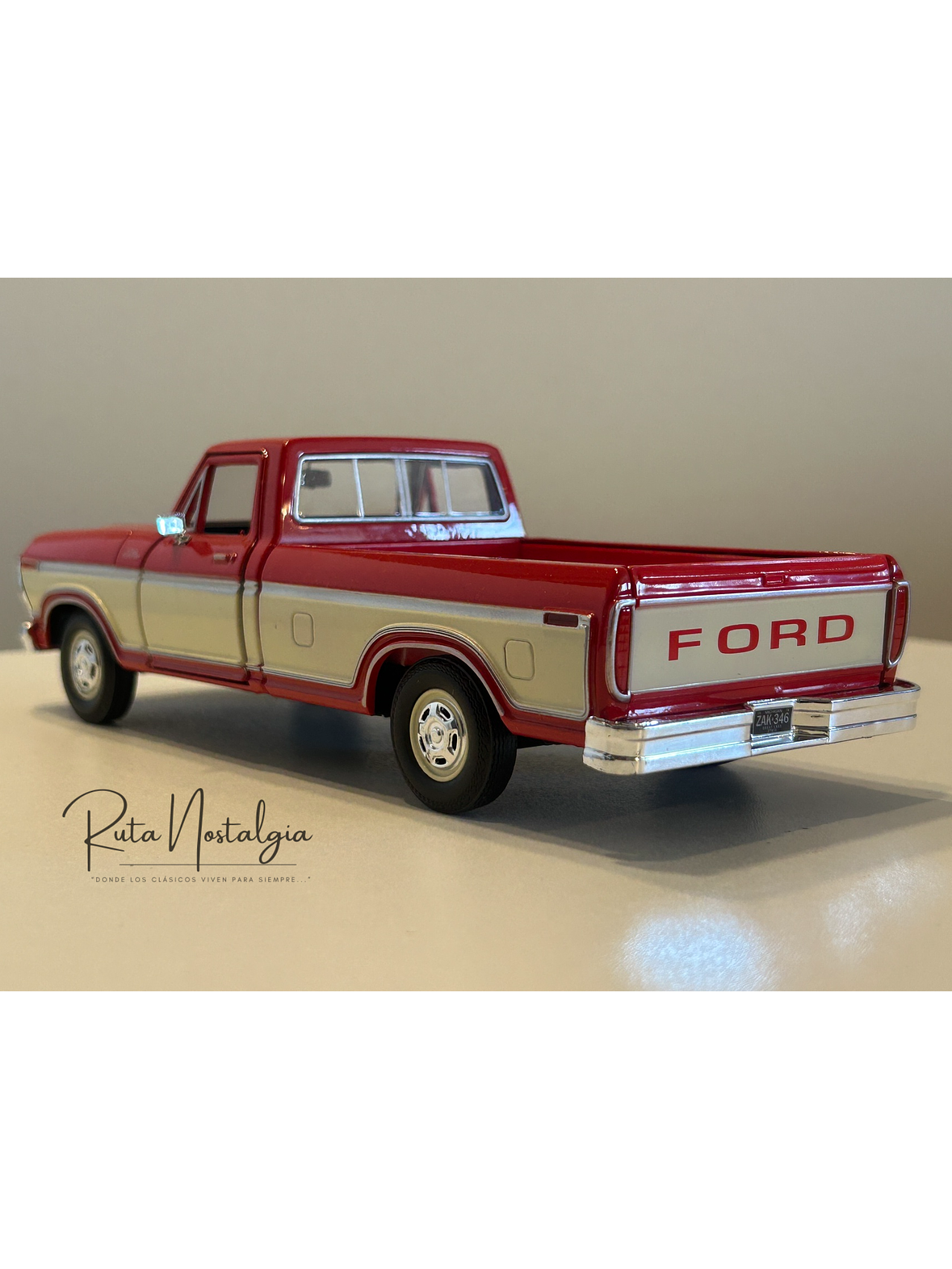 Ford F-150 Custom 1979 Motormax 1:24 – Pickup clásica americana para coleccionistas y amantes del transporte  6