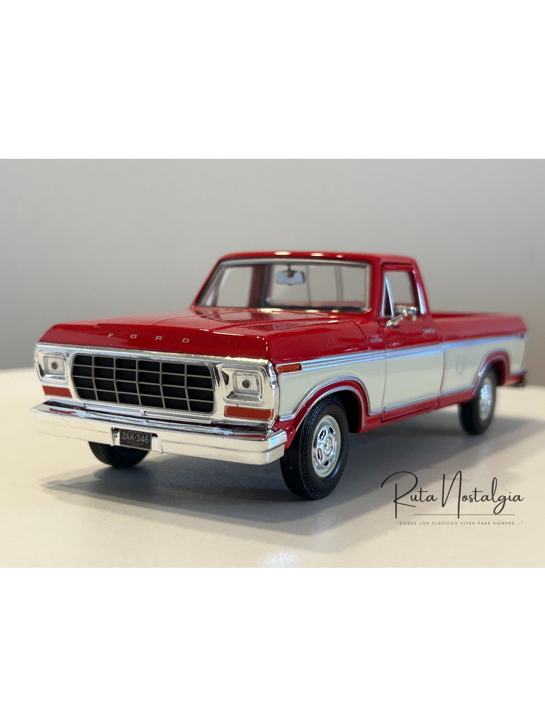 Ford F-150 Custom 1979 Motormax 1:24 – Pickup clásica americana para coleccionistas y amantes del transporte  1