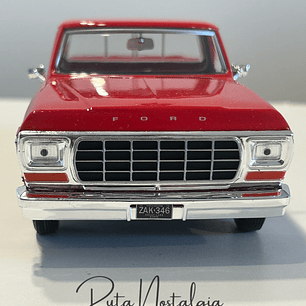 Ford F-150 Custom 1979 Motormax 1:24 – Pickup clásica americana para coleccionistas y amantes del transporte 