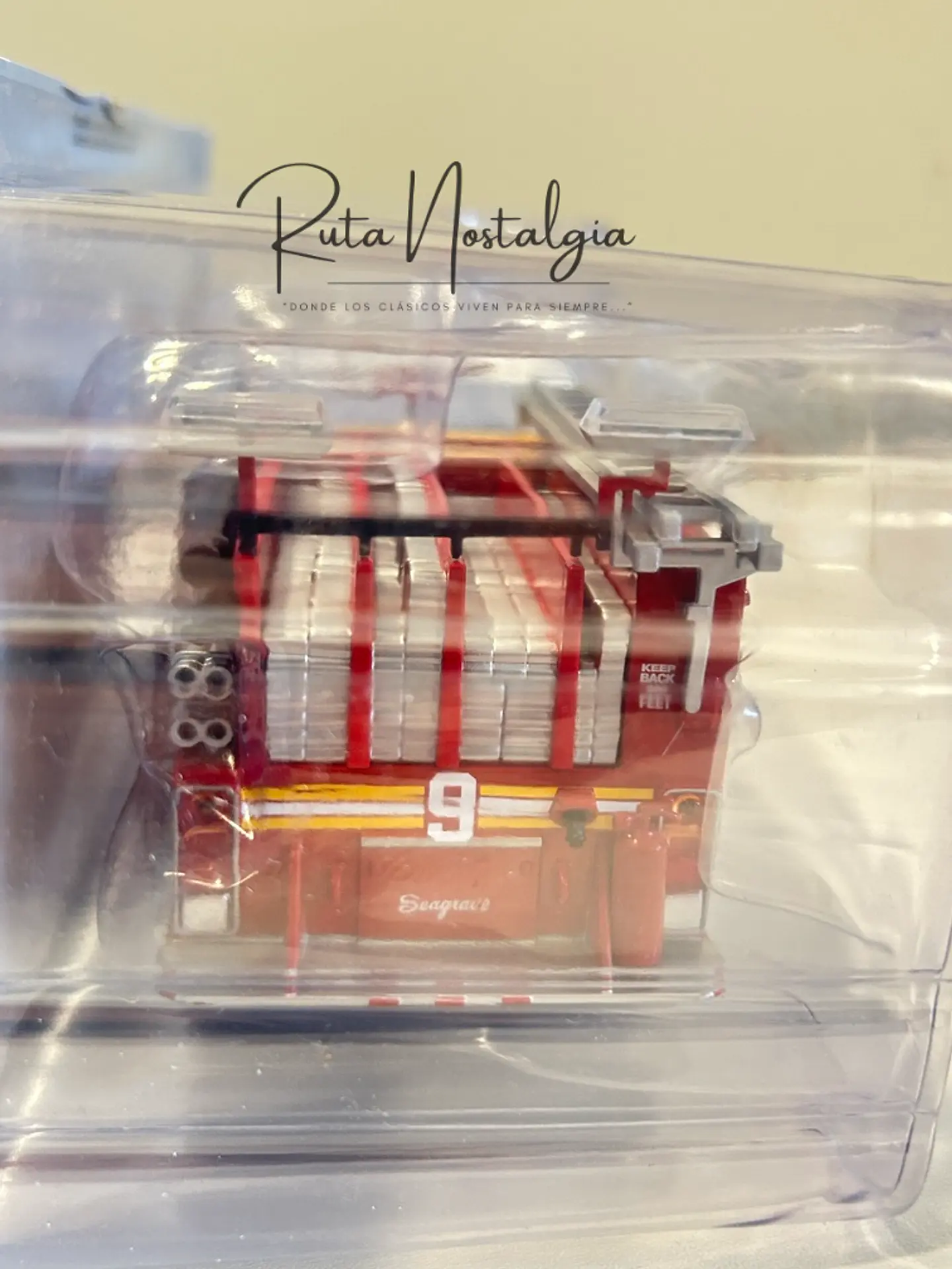 Camión de Bomberos Seagrave Pumper FDNY 2003 | Edicola 1:43 4