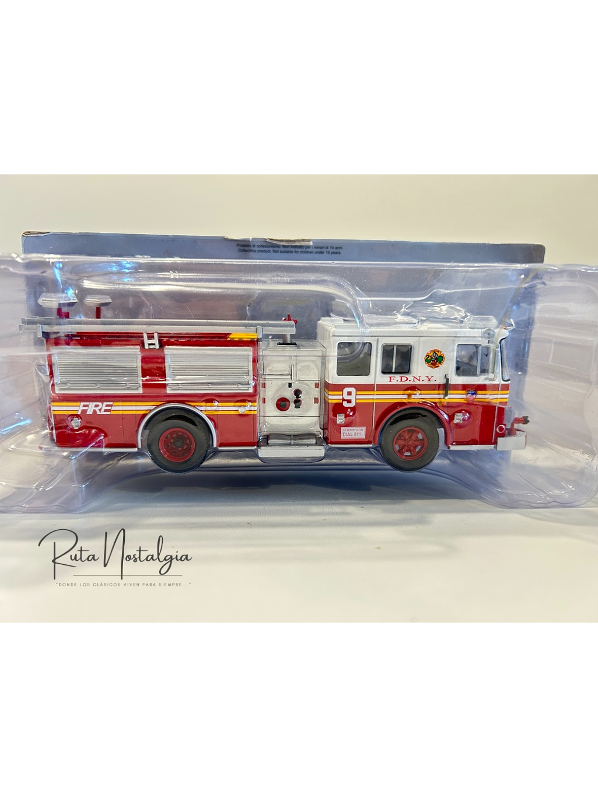 Seagrave Pumper FDNY 2003 1:43 Edicola – Carro de Bomberos New York Coleccionable 2