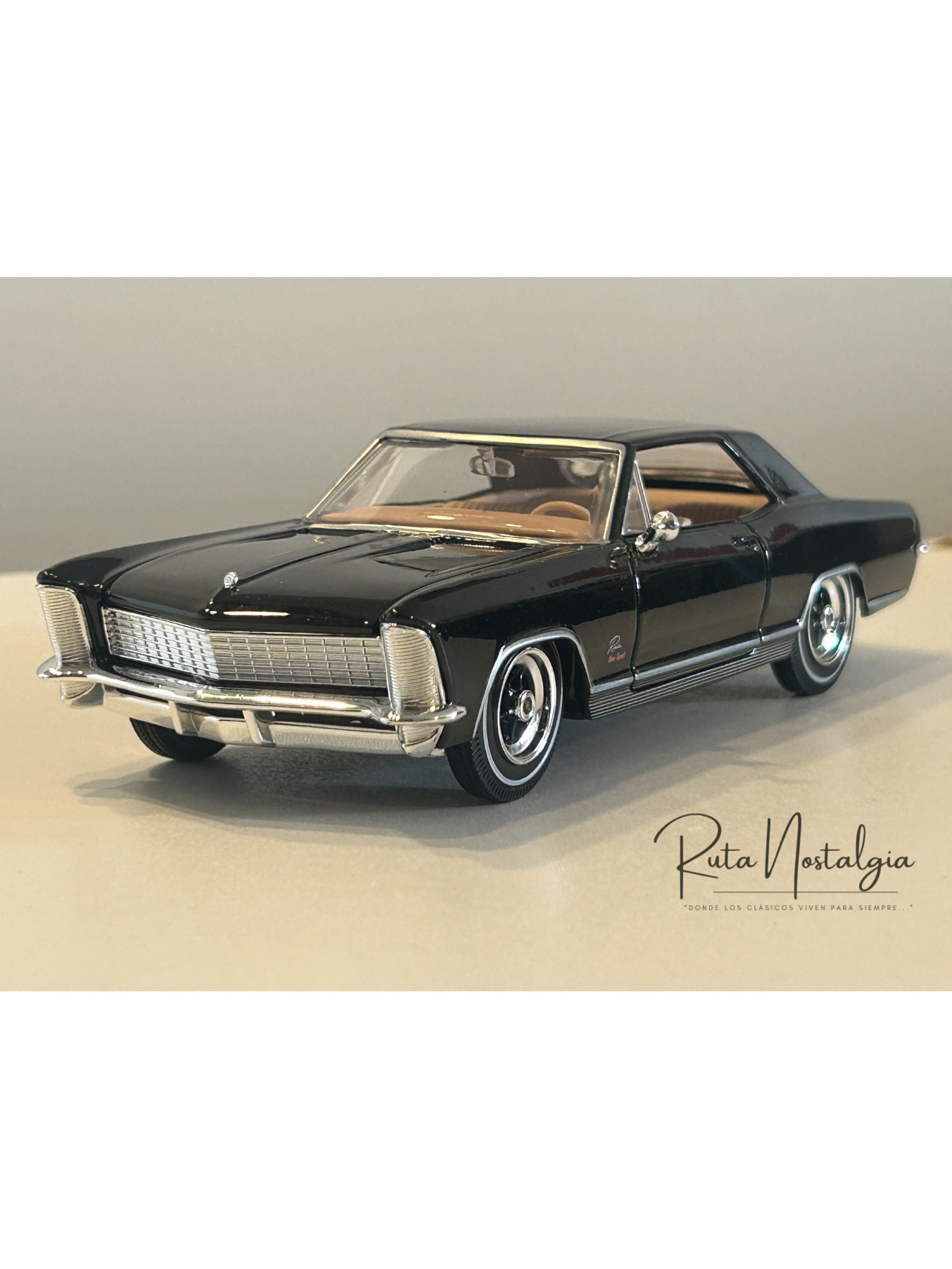 Buick Riviera 1965 negro – Maisto Special Edition 1:26 (aprox. 1:24) – Coupé clásico estadounidense a escala 1