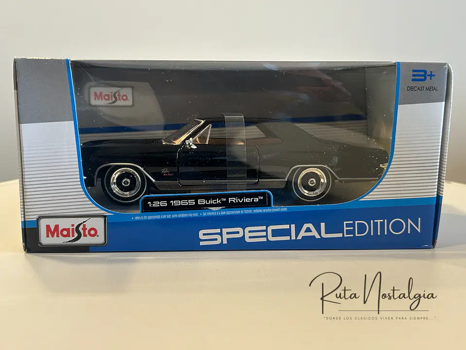 Auto Buick Riviera (1965) | Maisto Escala 1:26 11