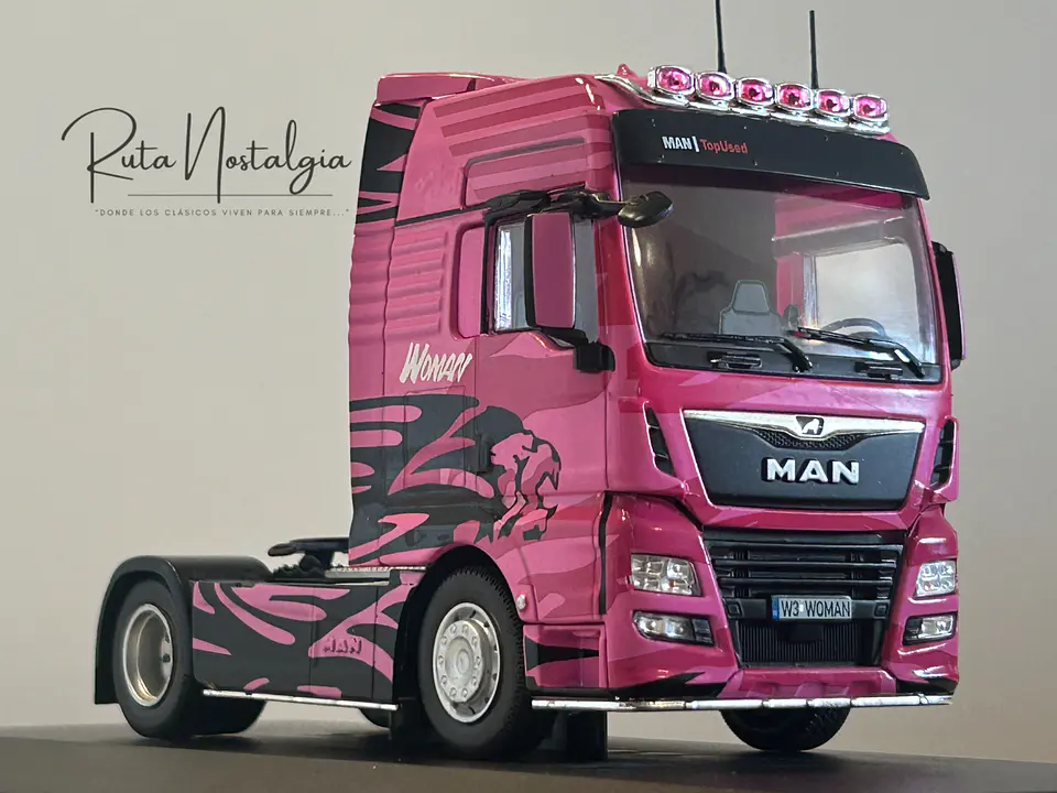 Camión MAN TGX “Woman Trucker” (2014) | IXO 1:43 9