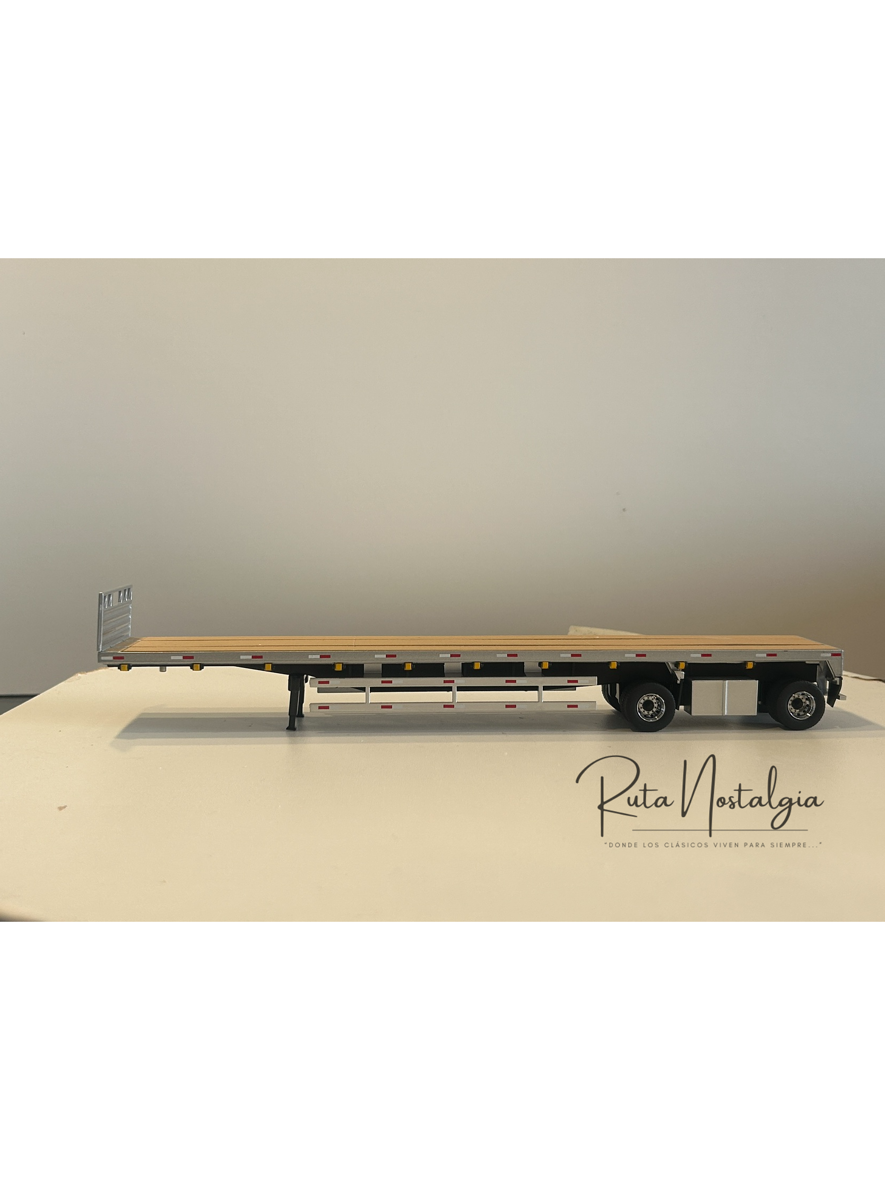 Rampla plana Diecast Masters 1:50 sin caja – tráiler plataforma para camiones a escala 2