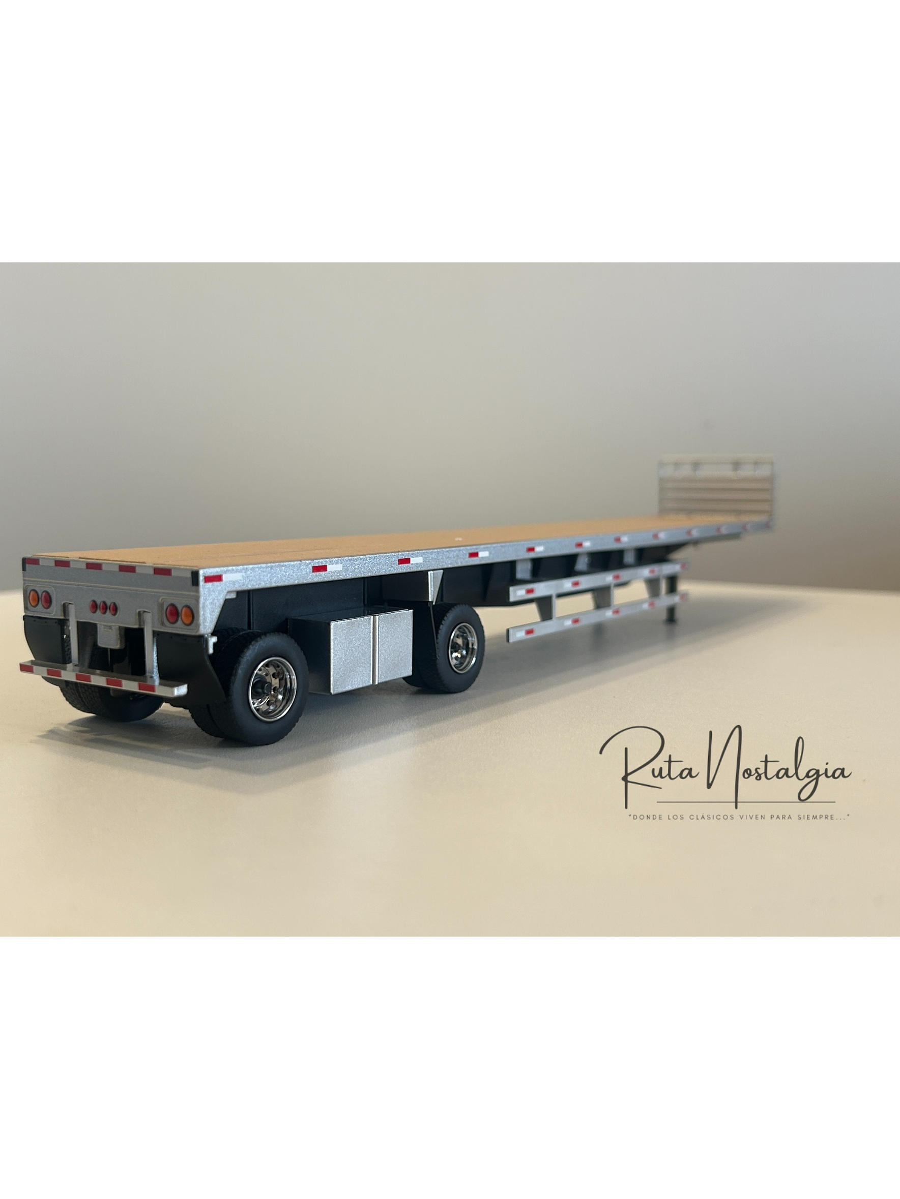 Rampla plana Diecast Masters 1:50 sin caja – tráiler plataforma para camiones a escala 4