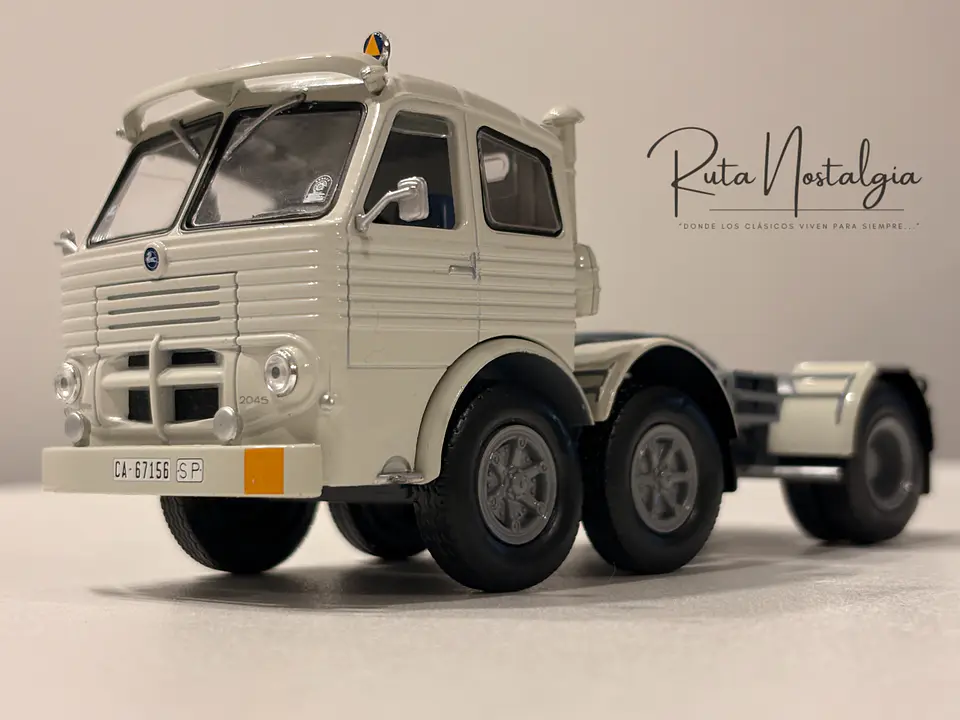 Camión Pegaso 2045 (1968) | Salvat Escala 1:43 1