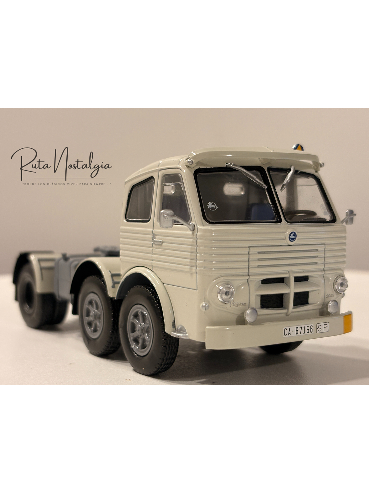 Pegaso 2045 (1968) Salvat 1:43 – Tractocamión clásico español 6x2 para coleccionistas  3