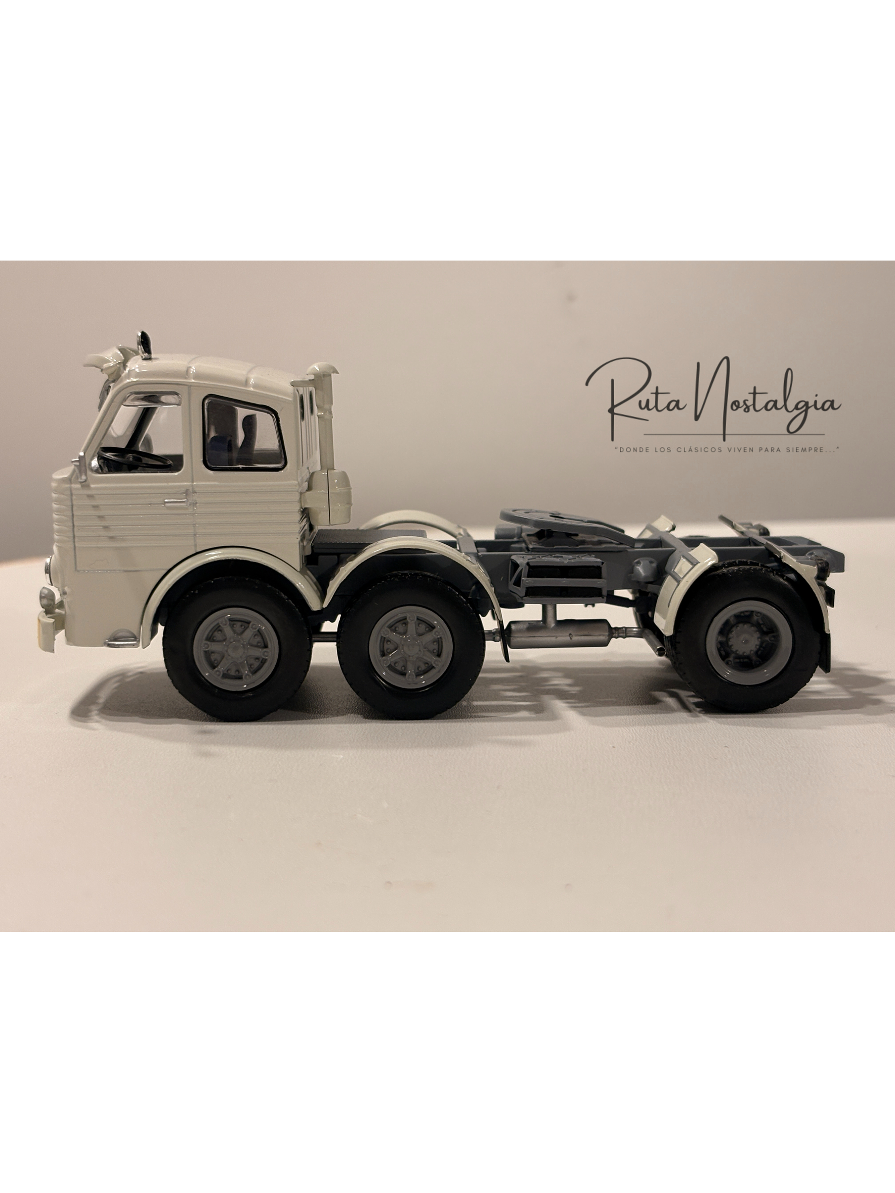 Pegaso 2045 (1968) Salvat 1:43 – Tractocamión clásico español 6x2 para coleccionistas  7