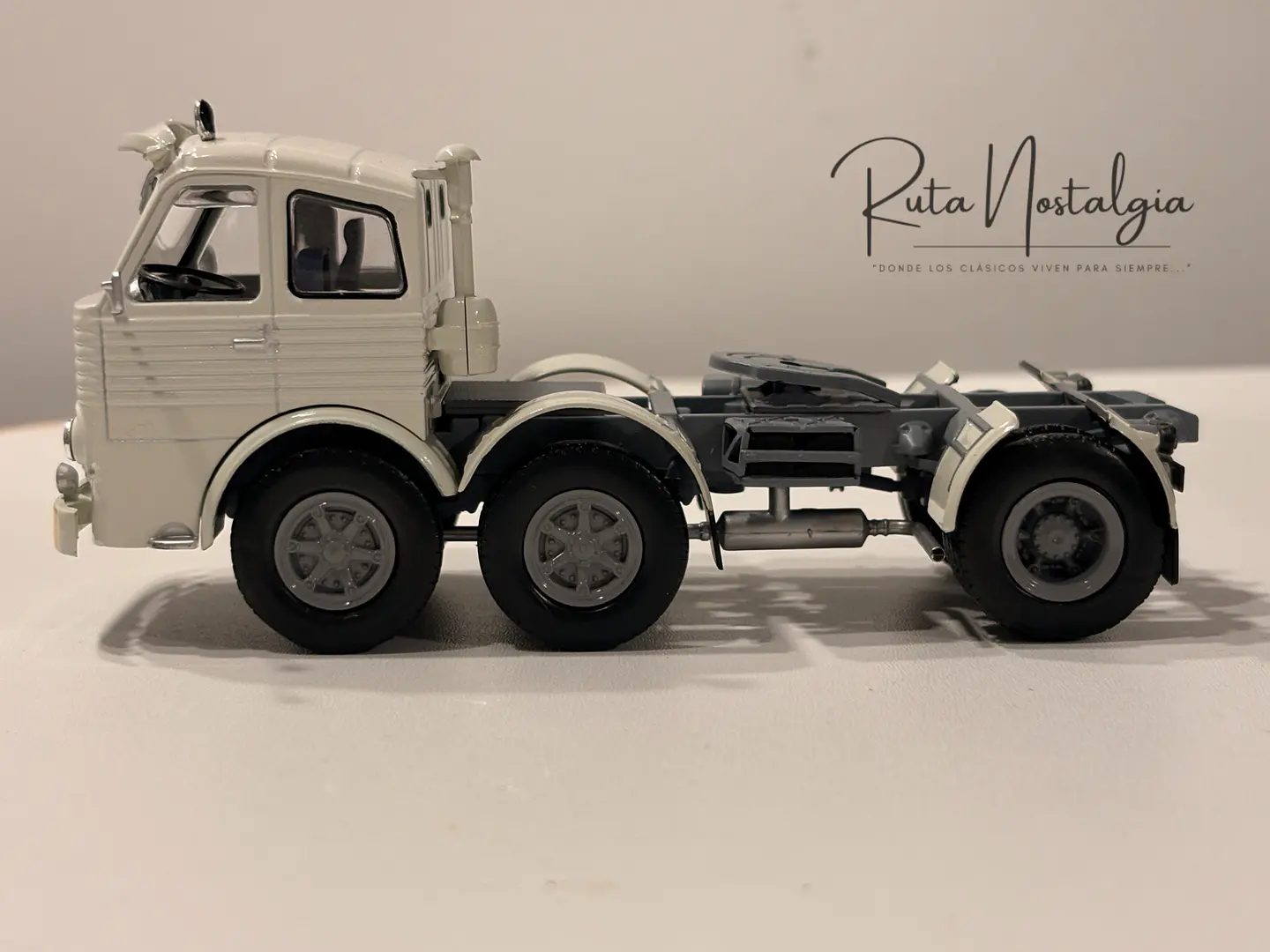Camión Pegaso 2045 (1968) | Salvat Escala 1:43 7