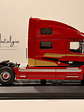 Camión Volvo VNL 730 2010 Rojo Decorado IXO 1:43 – Tractocamión americano de colección - thumbnail 4