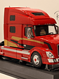 Camión Volvo VNL 730 2010 Rojo Decorado IXO 1:43 – Tractocamión americano de colección - thumbnail 9
