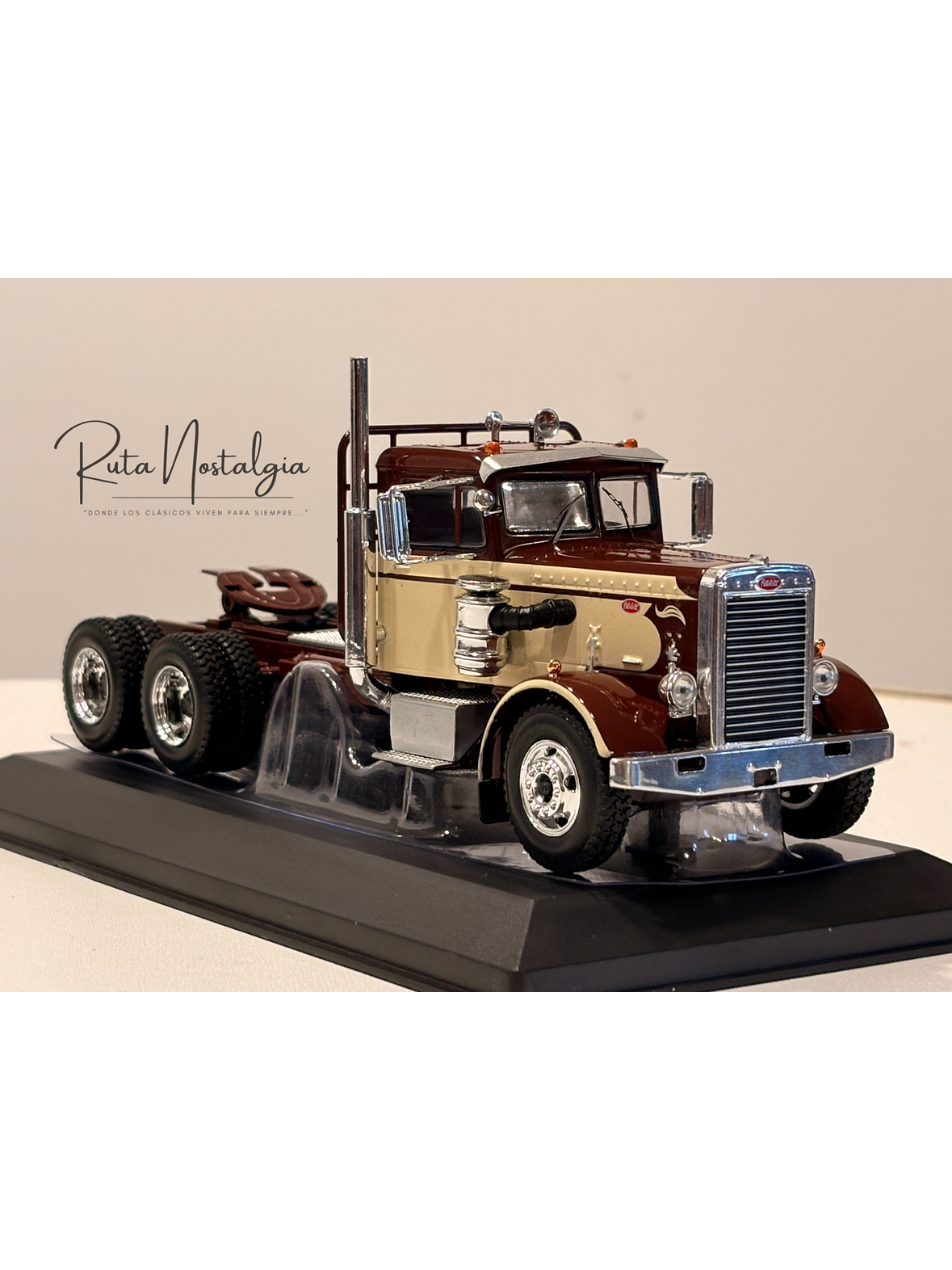 Peterbilt 281 (1955). IXO Models 1:43 – tractocamión clásico americano de colección 3