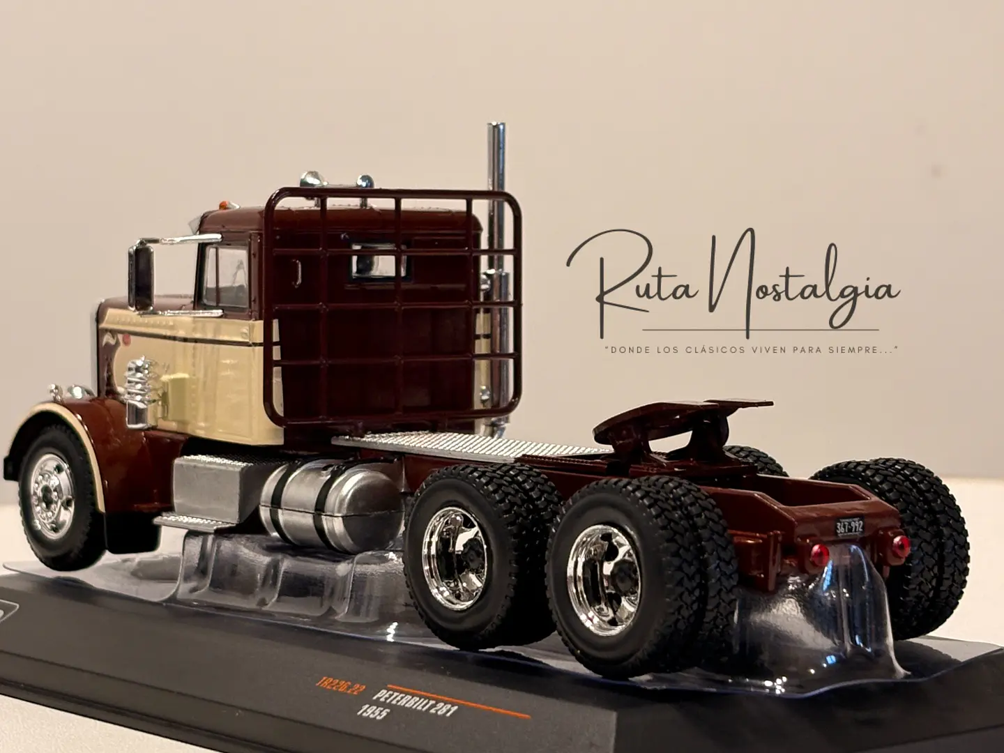 Camión Peterbilt 281 (1955) | IXO Escala 1:43 6