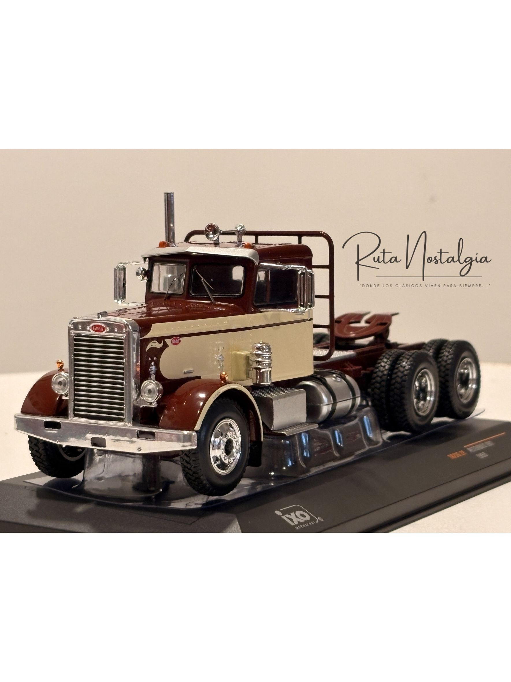 Peterbilt 281 (1955). IXO Models 1:43 – tractocamión clásico americano de colección 1