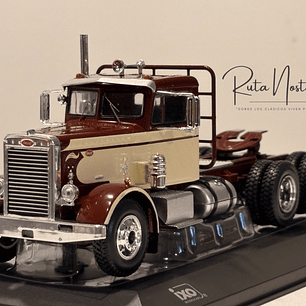 Peterbilt 281 (1955). IXO Models 1:43 – tractocamión clásico americano de colección