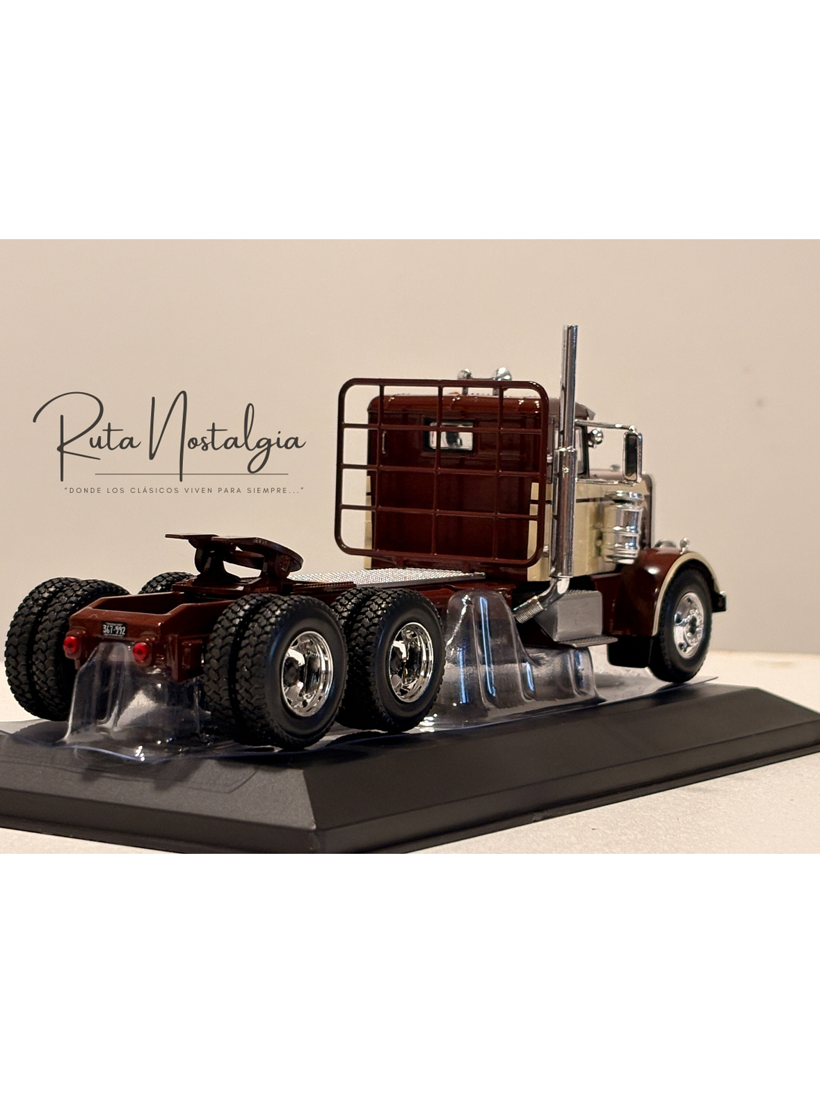 Peterbilt 281 (1955). IXO Models 1:43 – tractocamión clásico americano de colección 4