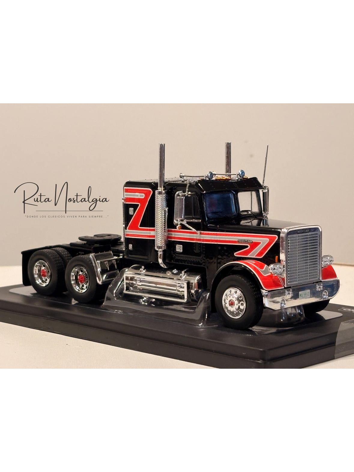 Freightliner FLA 1993 IXO Models 1:43 – camión cabover clásico americano de colección 1