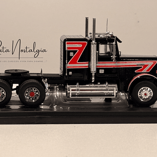 Freightliner FLA 1993 IXO Models 1:43 – camión cabover clásico americano de colección