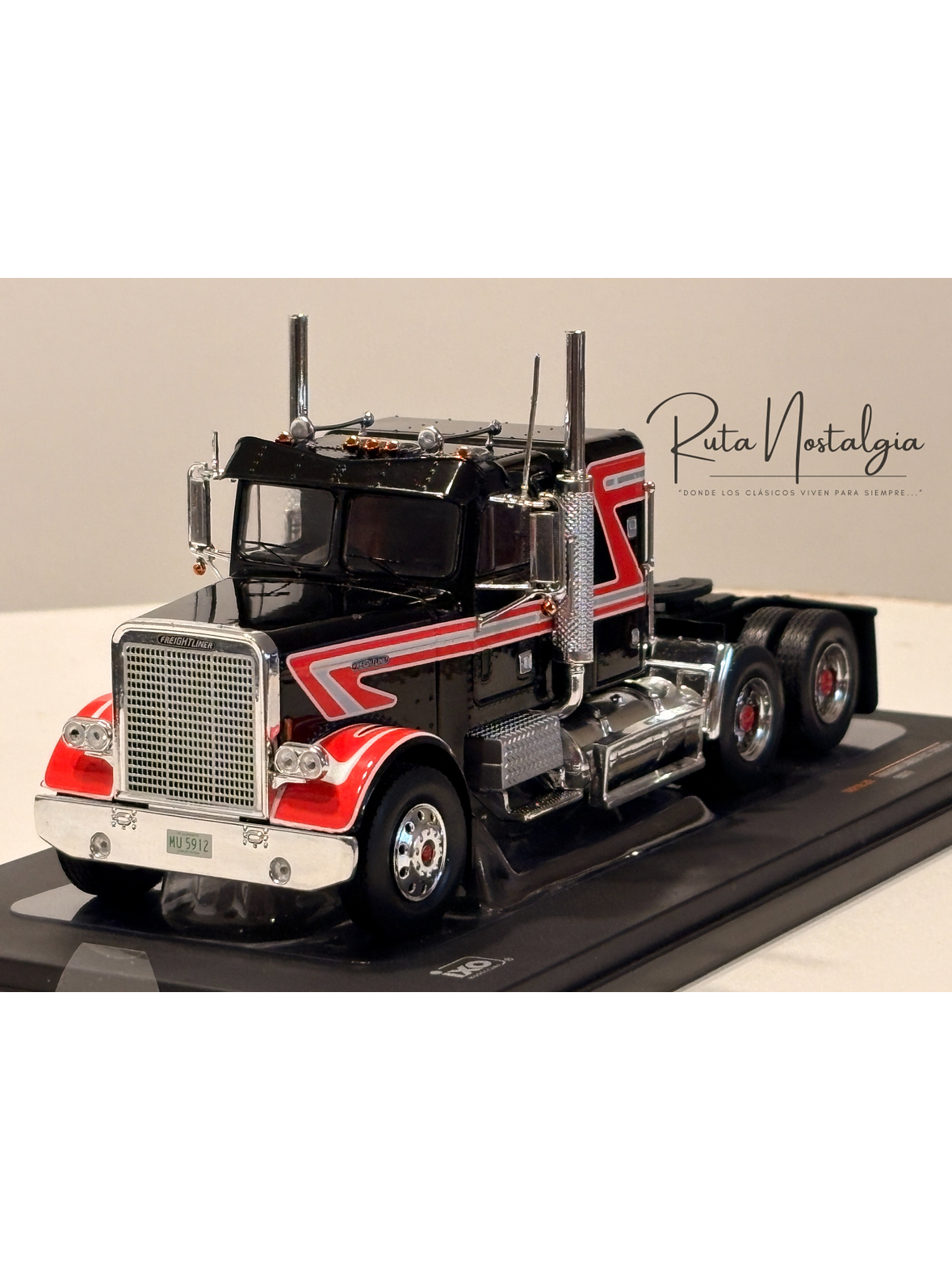 Freightliner FLA 1993 IXO Models 1:43 – camión cabover clásico americano de colección 7