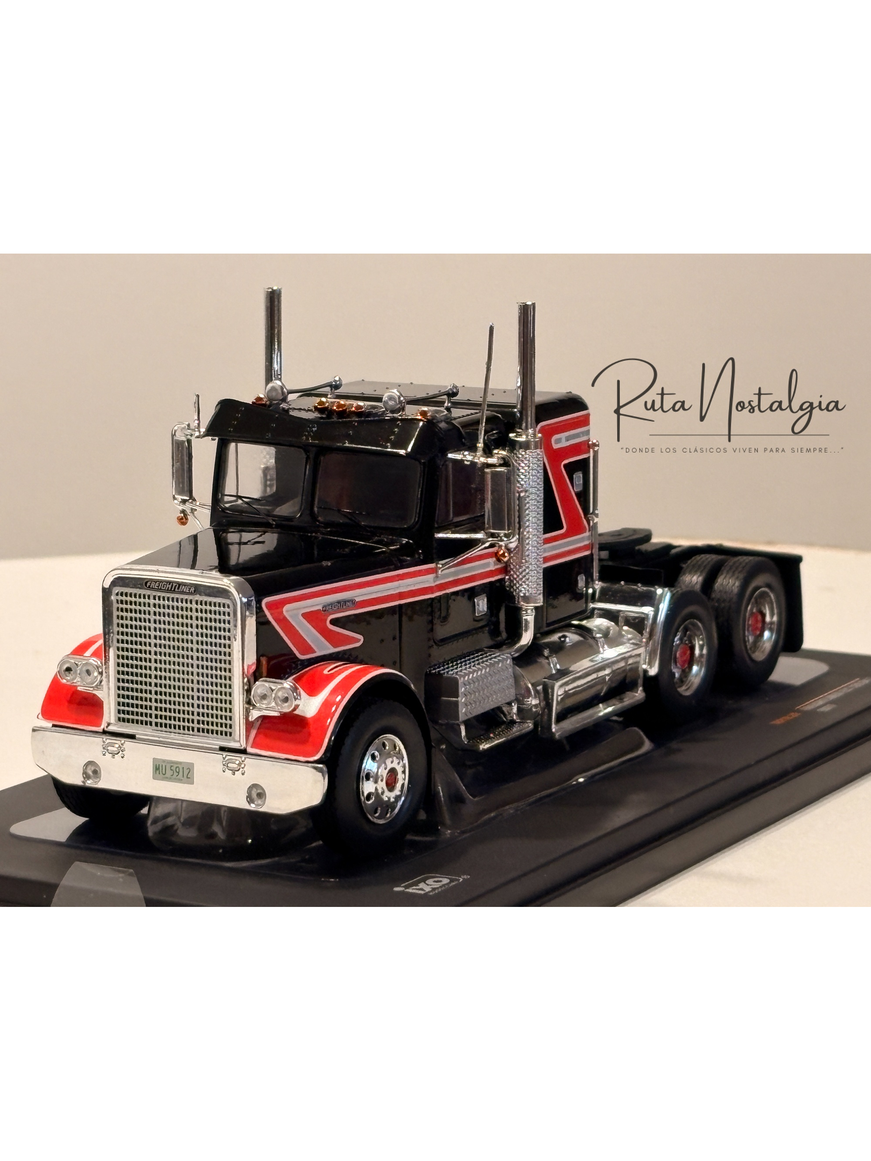 Freightliner FLA 1993 IXO Models 1:43 – camión cabover clásico americano de colección 7