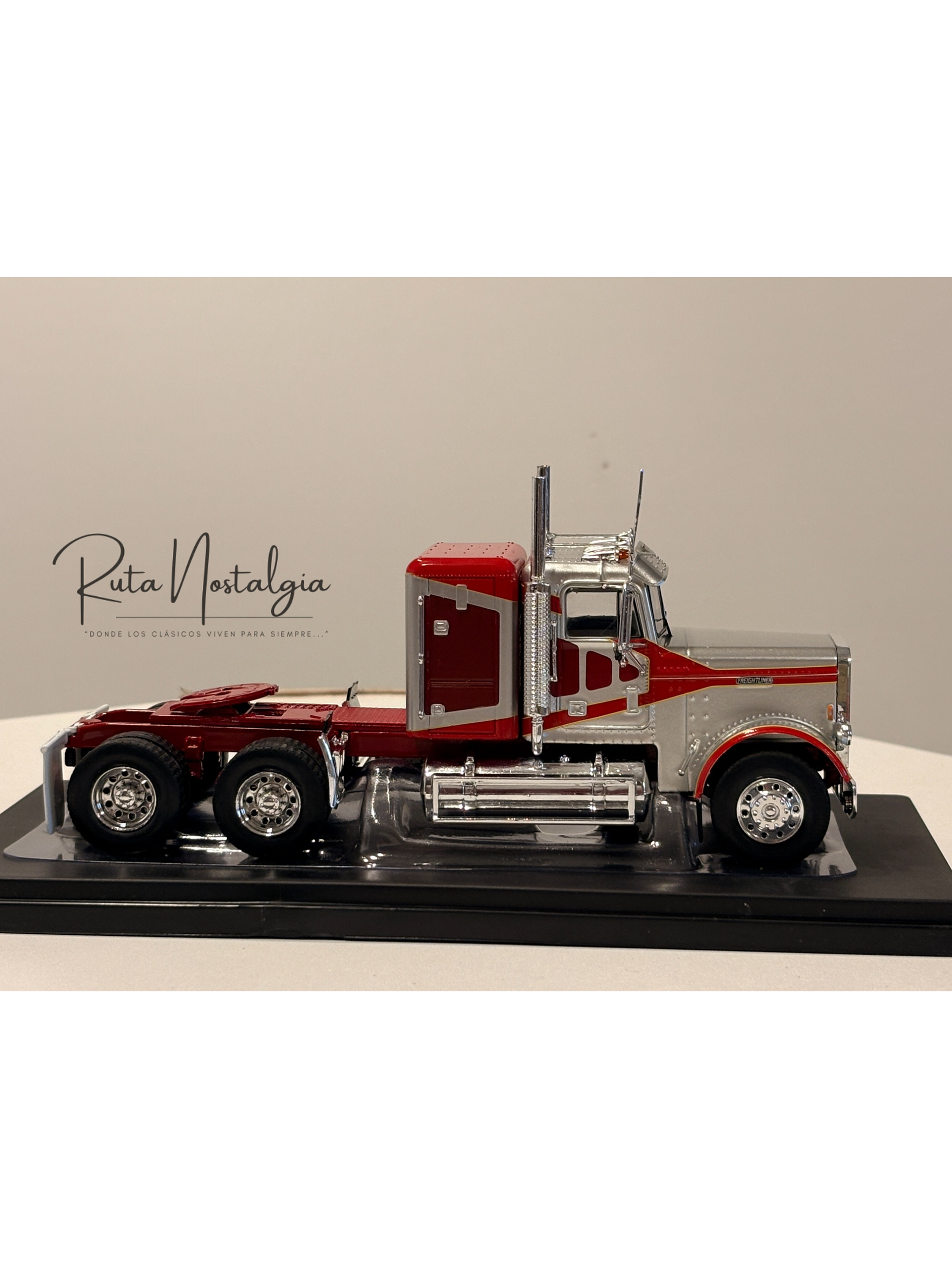 Freightliner FLA 1993 IXO Models 1:43 – camión cabover clásico americano de colección 9