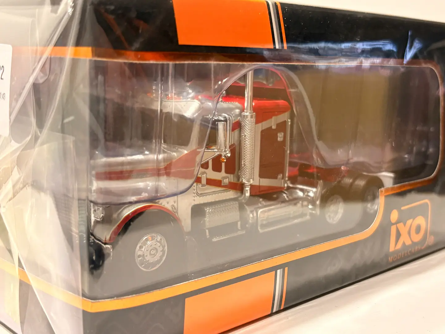 Camión Freightliner FLC 120 64T (1977) | IXO 1:43 8