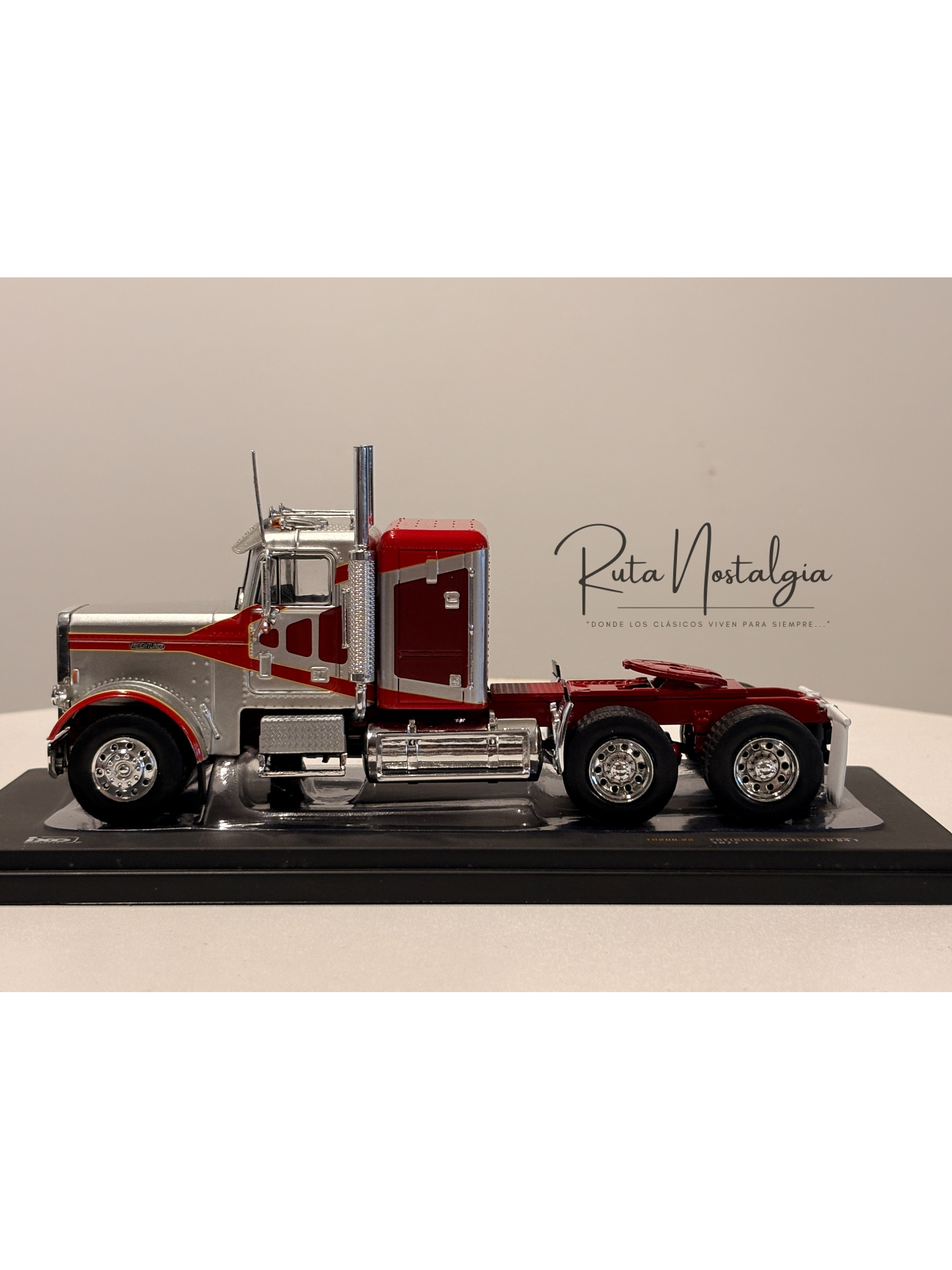 Freightliner FLA 1993 IXO Models 1:43 – camión cabover clásico americano de colección 11