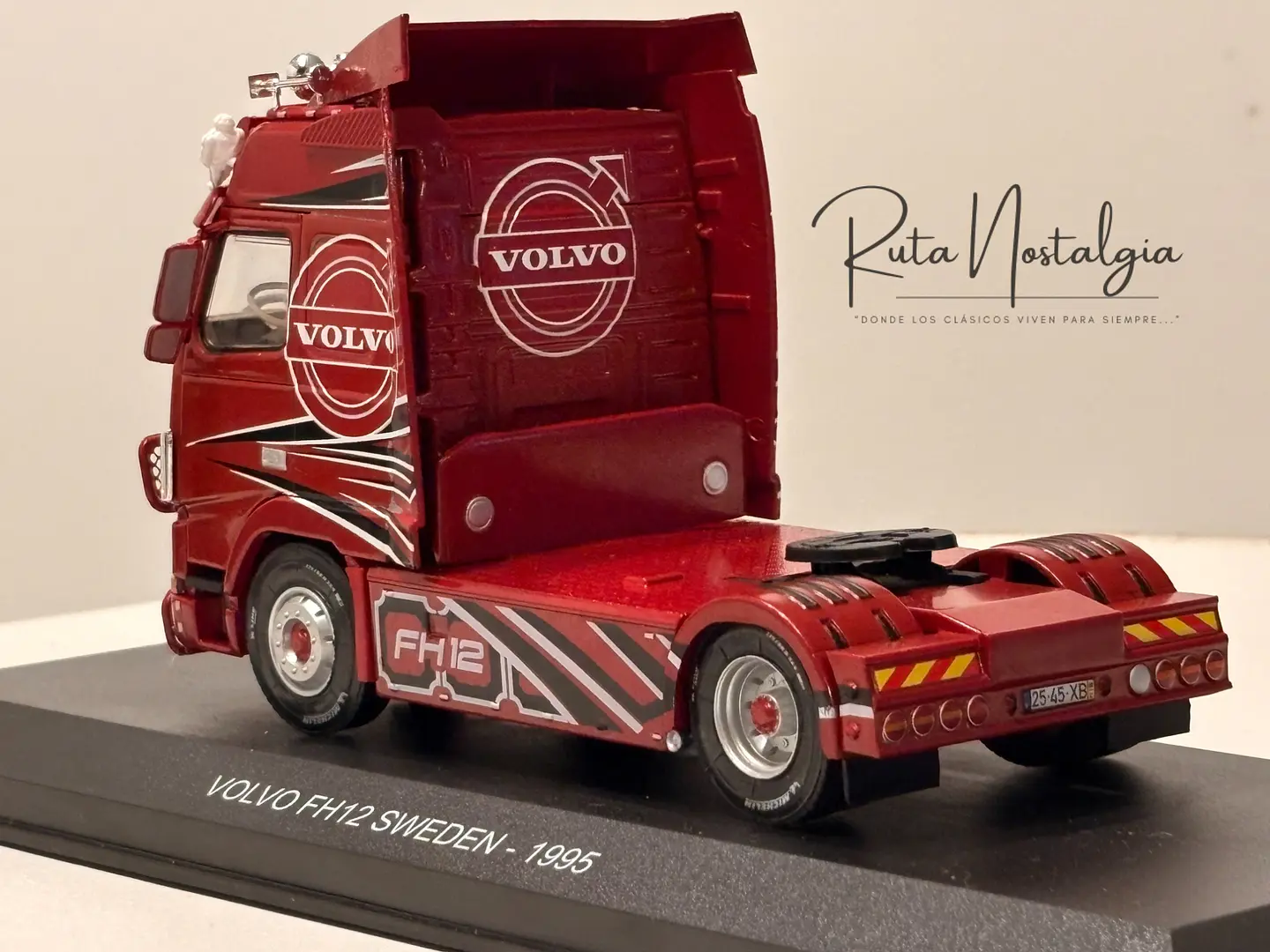 Camión Volvo FH12 (1995) | IXO 1:43 Coleccionable 7