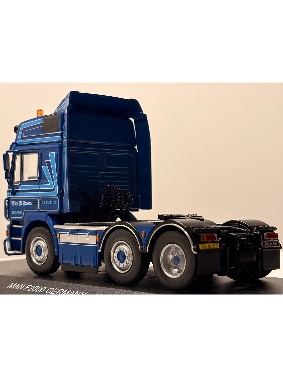 MAN F2000 1995 azul decorado Hachette 1:43 – camión europeo tuning de colección para fanáticos del transporte pesado 9