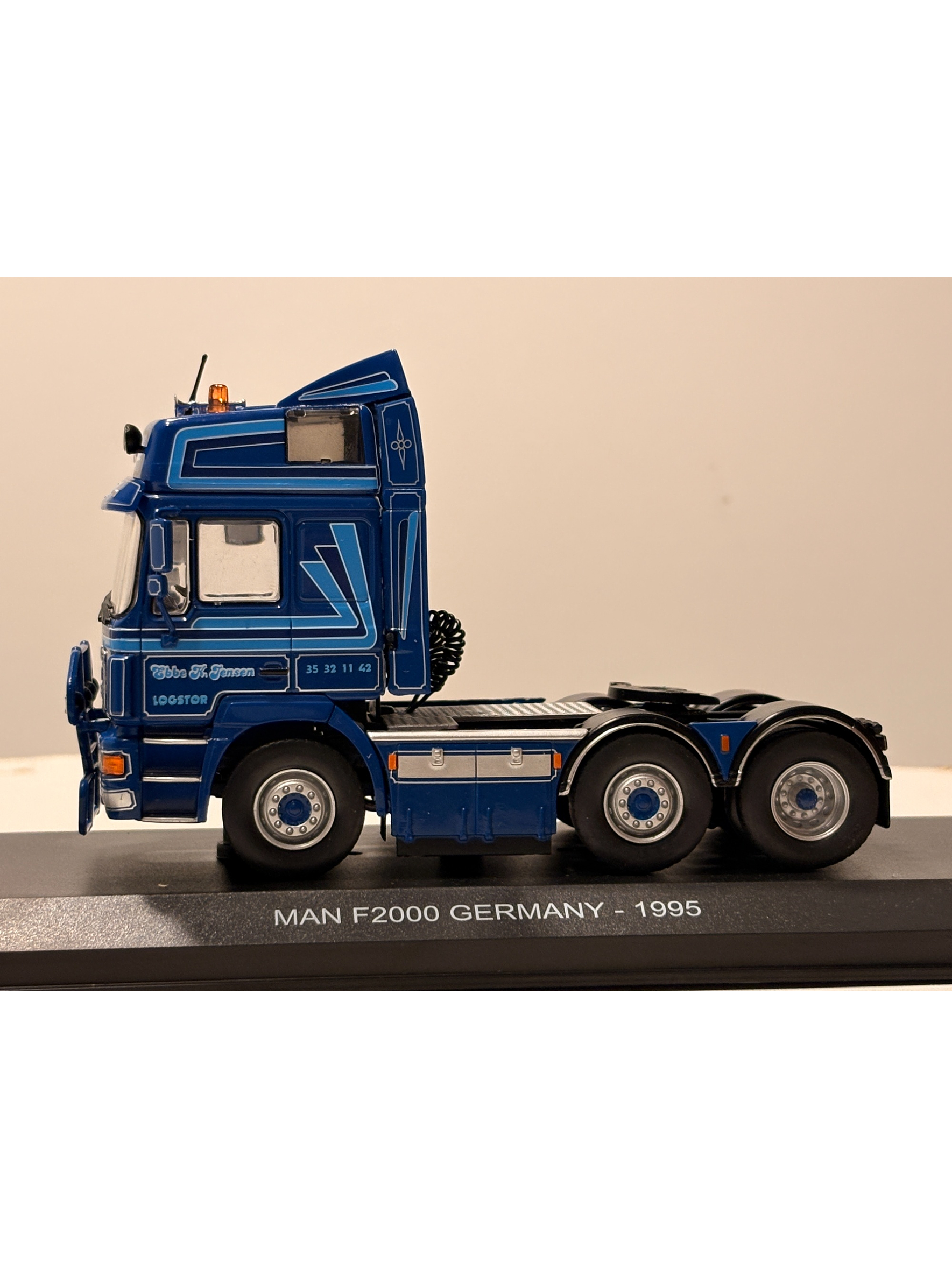MAN F2000 1995 azul decorado Hachette 1:43 – camión europeo tuning de colección para fanáticos del transporte pesado 7
