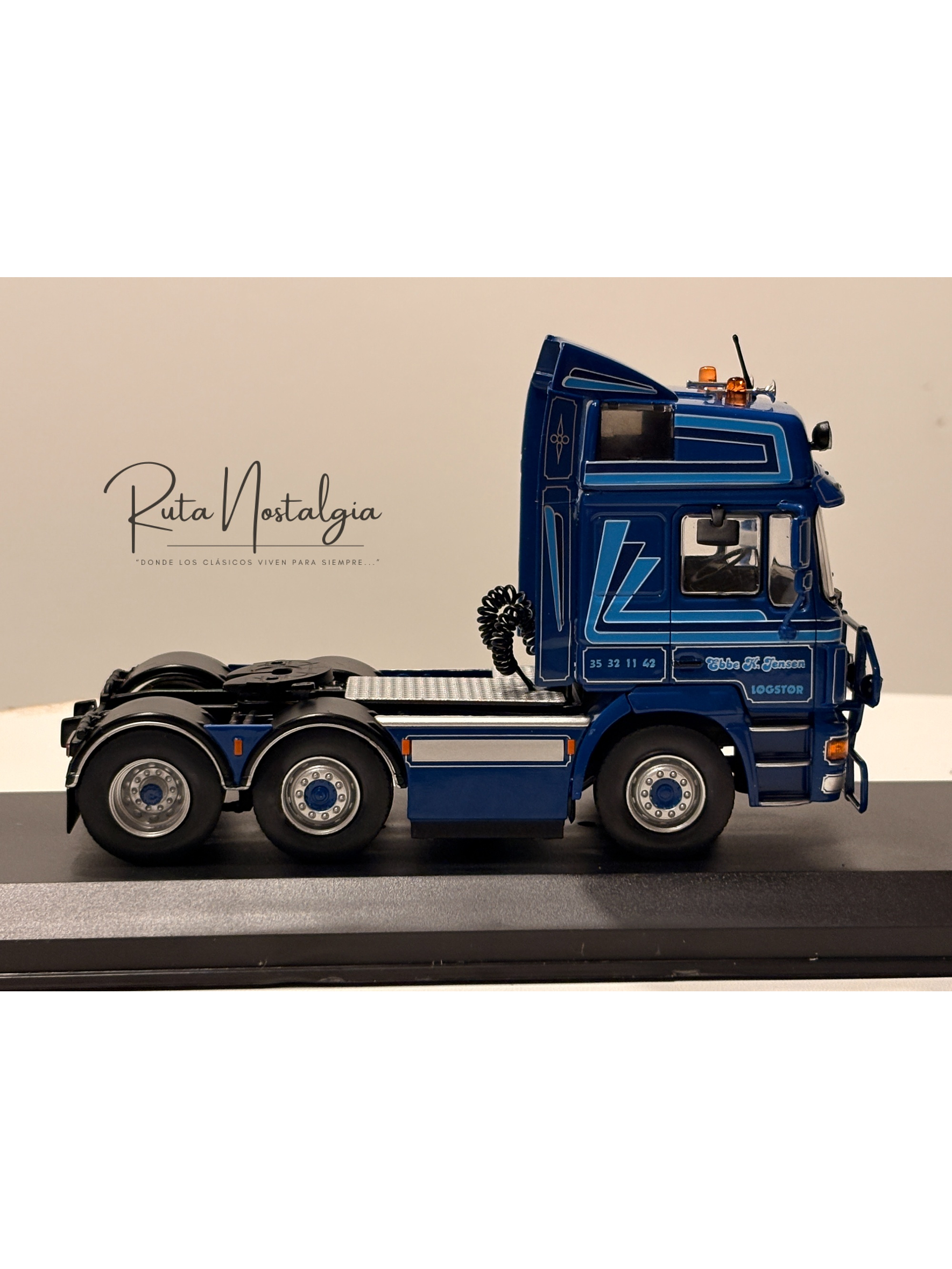 MAN F2000 1995 azul decorado Hachette 1:43 – camión europeo tuning de colección para fanáticos del transporte pesado 3