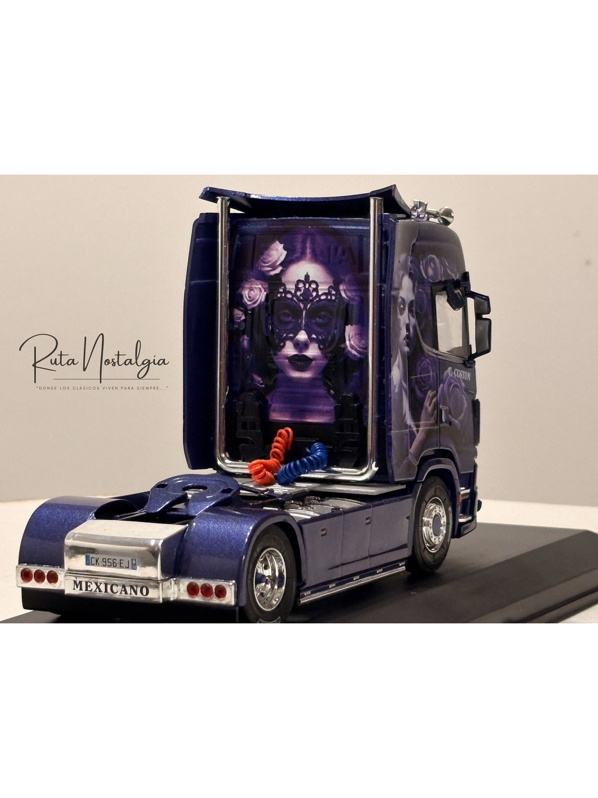 Scania S560 2022 púrpura tuning Hachette 1:43 – camión europeo moderno de colección Truck Tuning  7