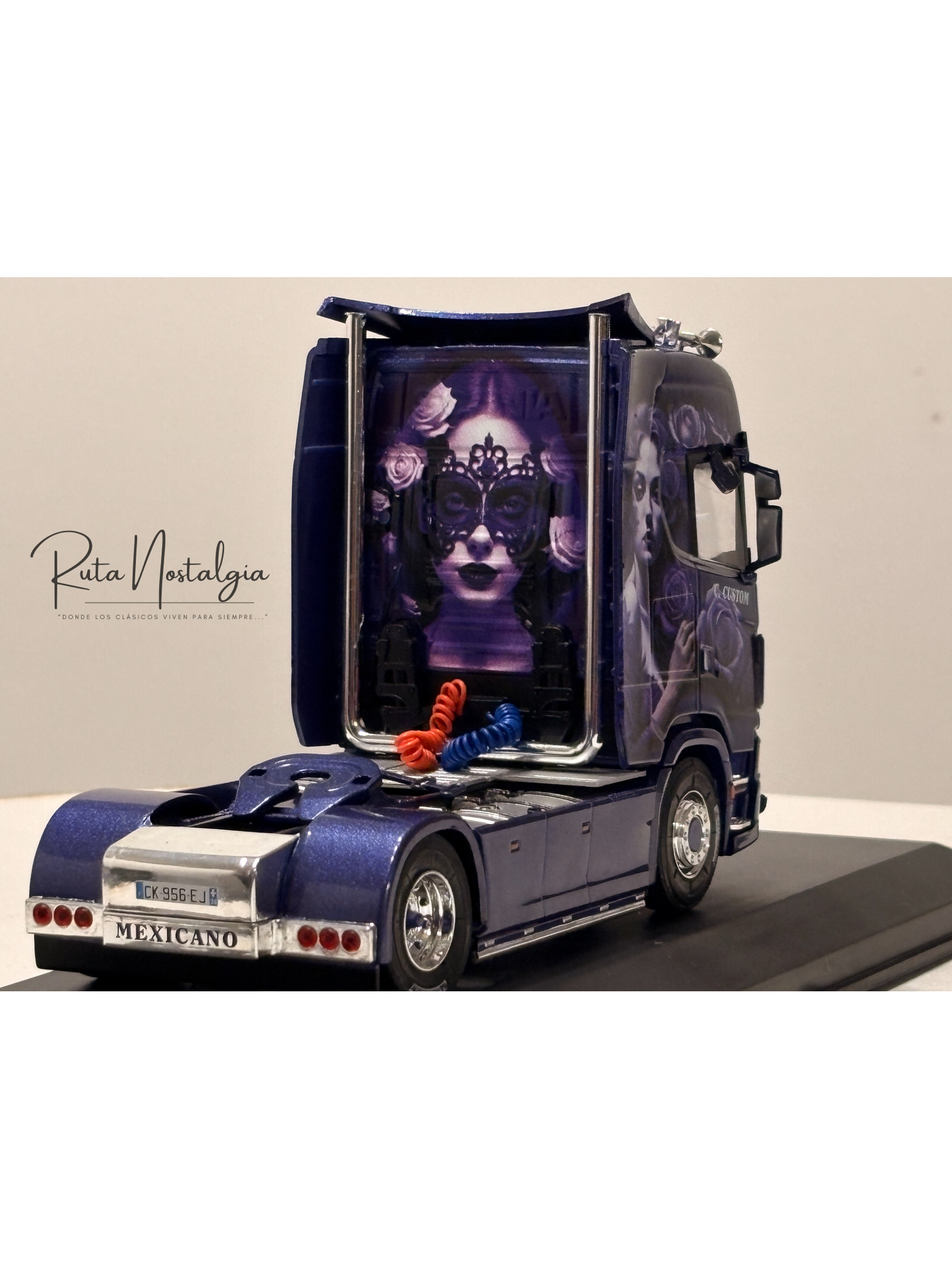 Scania S560 2022 púrpura tuning Hachette 1:43 – camión europeo moderno de colección Truck Tuning  7