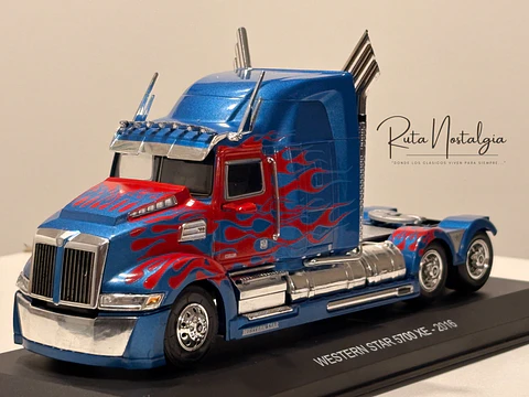 Western Star 5700 XE Tuning 1:43 Hachette / IXO – Camión americano. Colección Truck Tuning "Transformers"