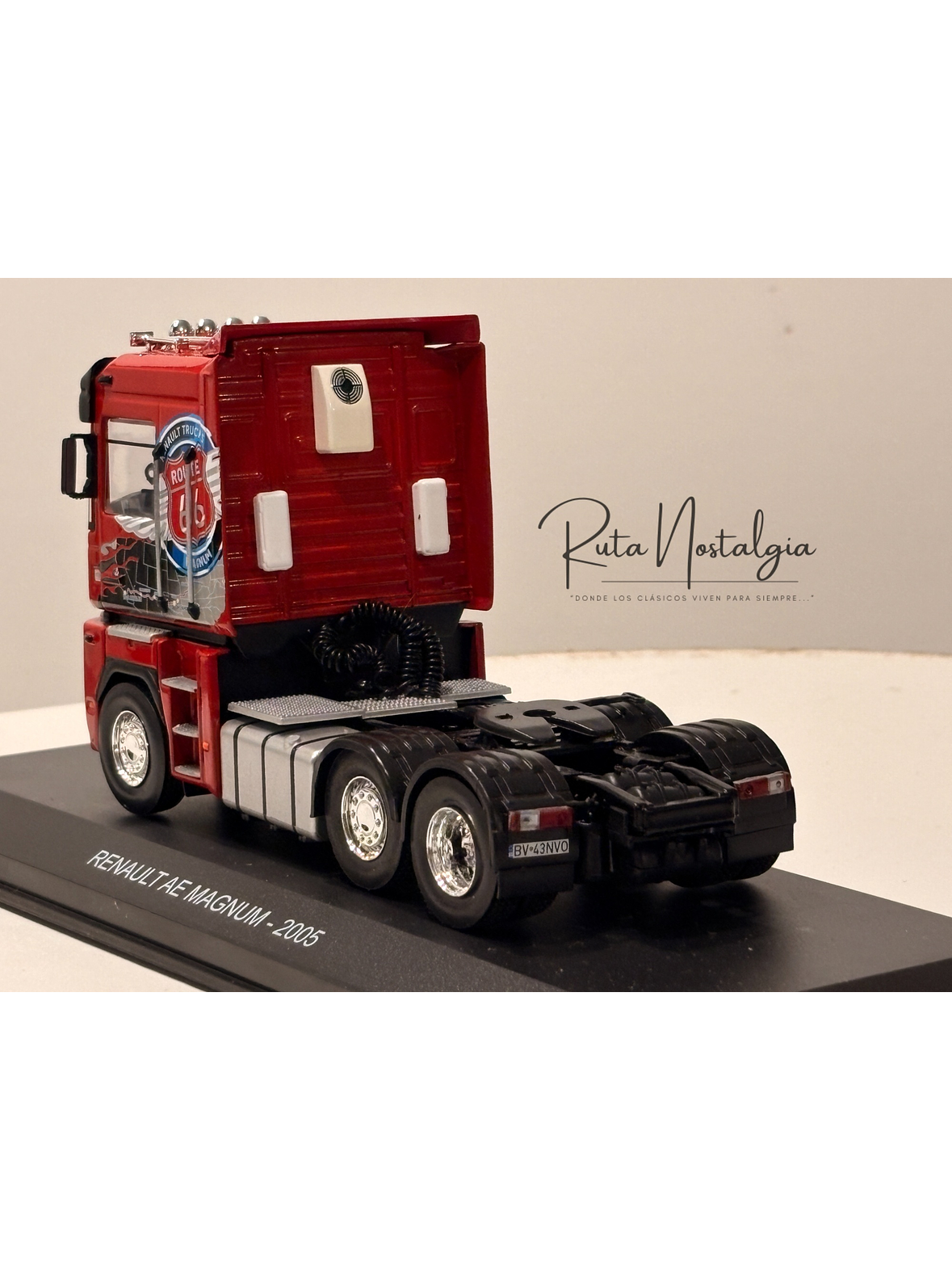 Renault AE Magnum Route 66 1:43 Hachette – Camión tuning europeo de colección | Ruta Nostalgia Chile 4