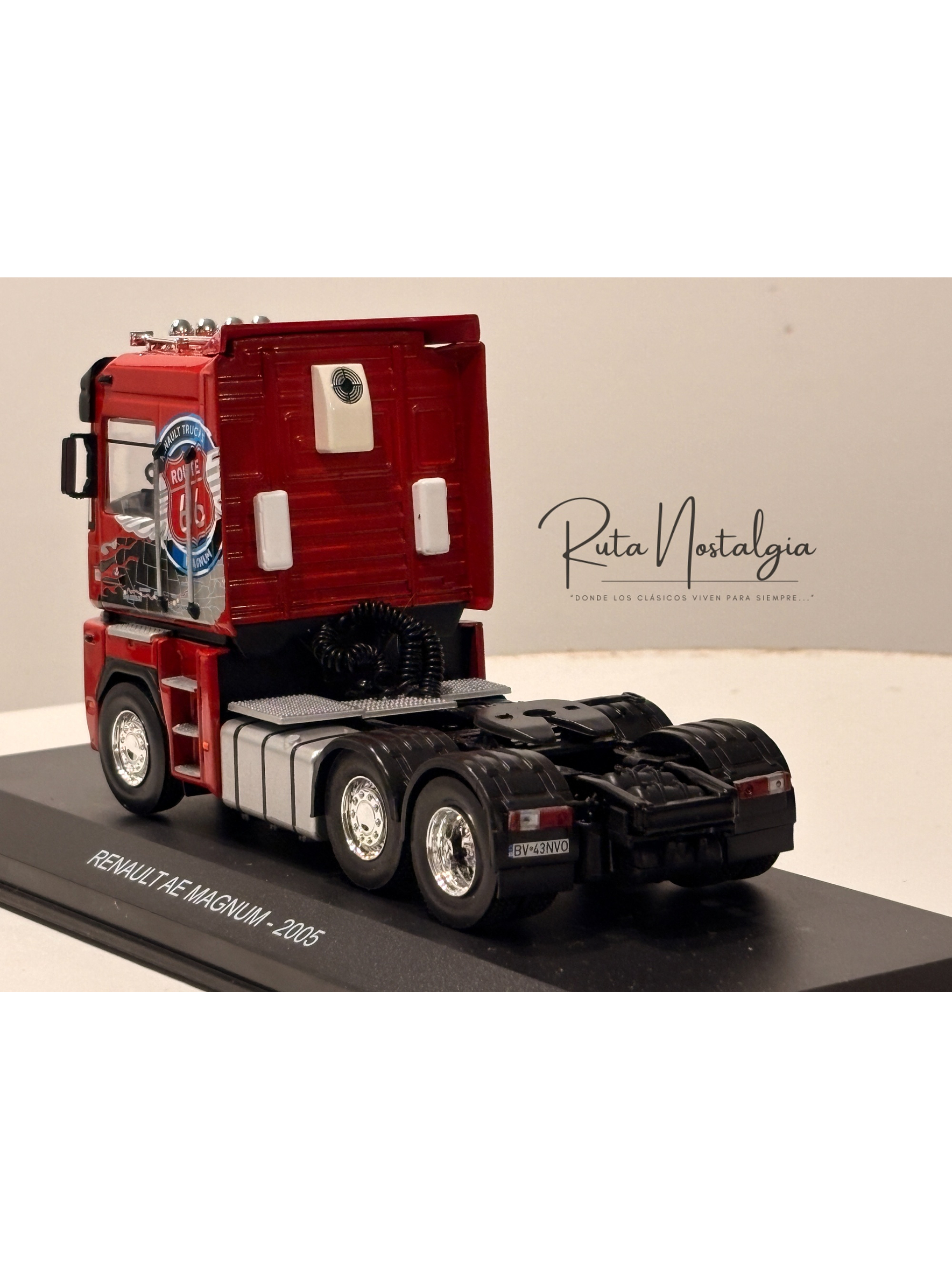 Renault AE Magnum Route 66 1:43 Hachette – Camión tuning europeo de colección | Ruta Nostalgia Chile 4